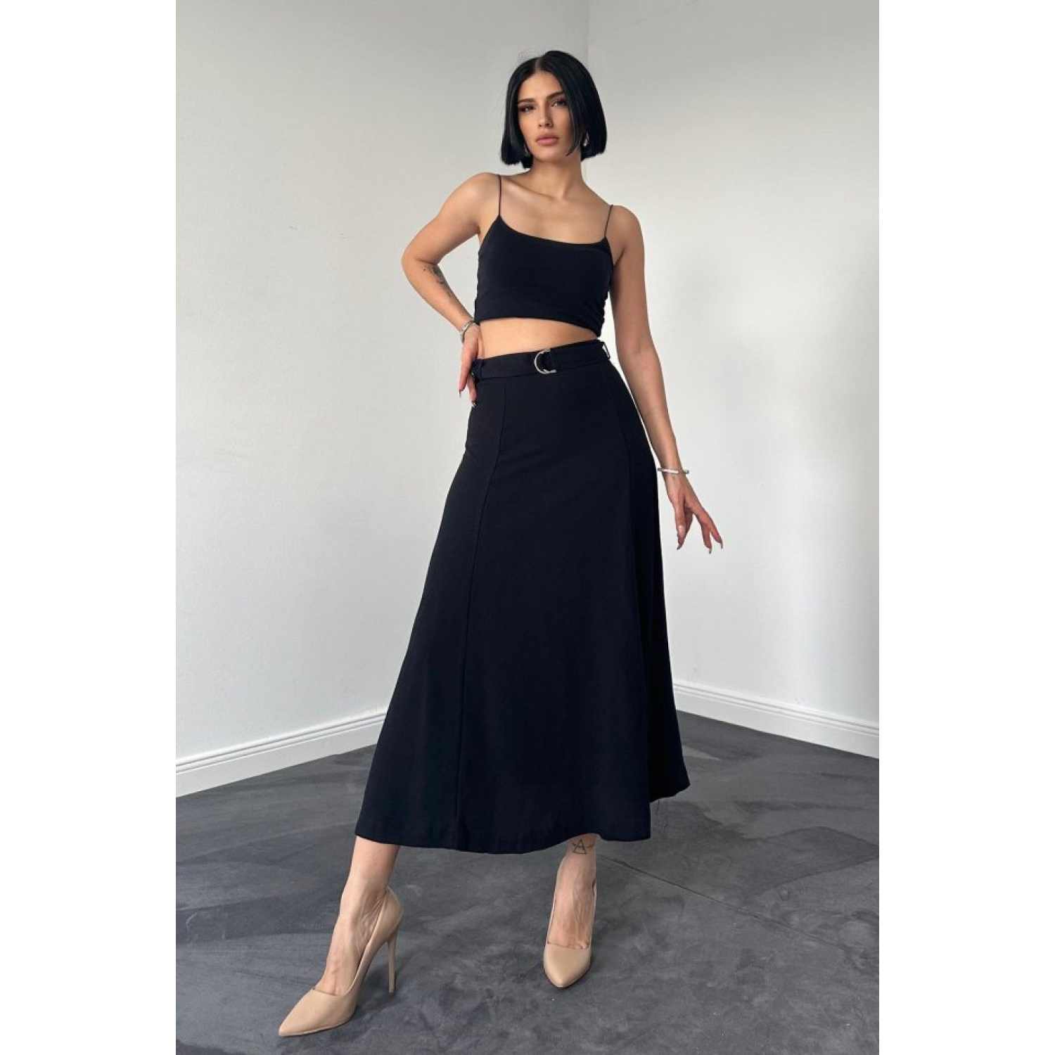 Siyah Kemerli Etek