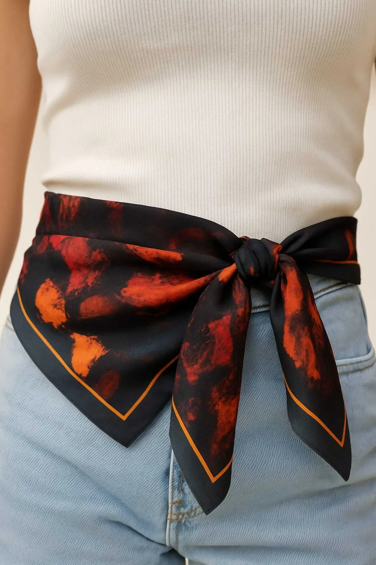 Siyah Kırmızı Fular Sonbahar Kış sezon Bandana Kaymaz Kaydırma Yapmaz Yaprak Desenli Eşarp Siyah Kırmızı Fular Sonbahar Kış sezon Bandana Kaymaz Kaydırma Yapmaz Yaprak Desenli Eşarp