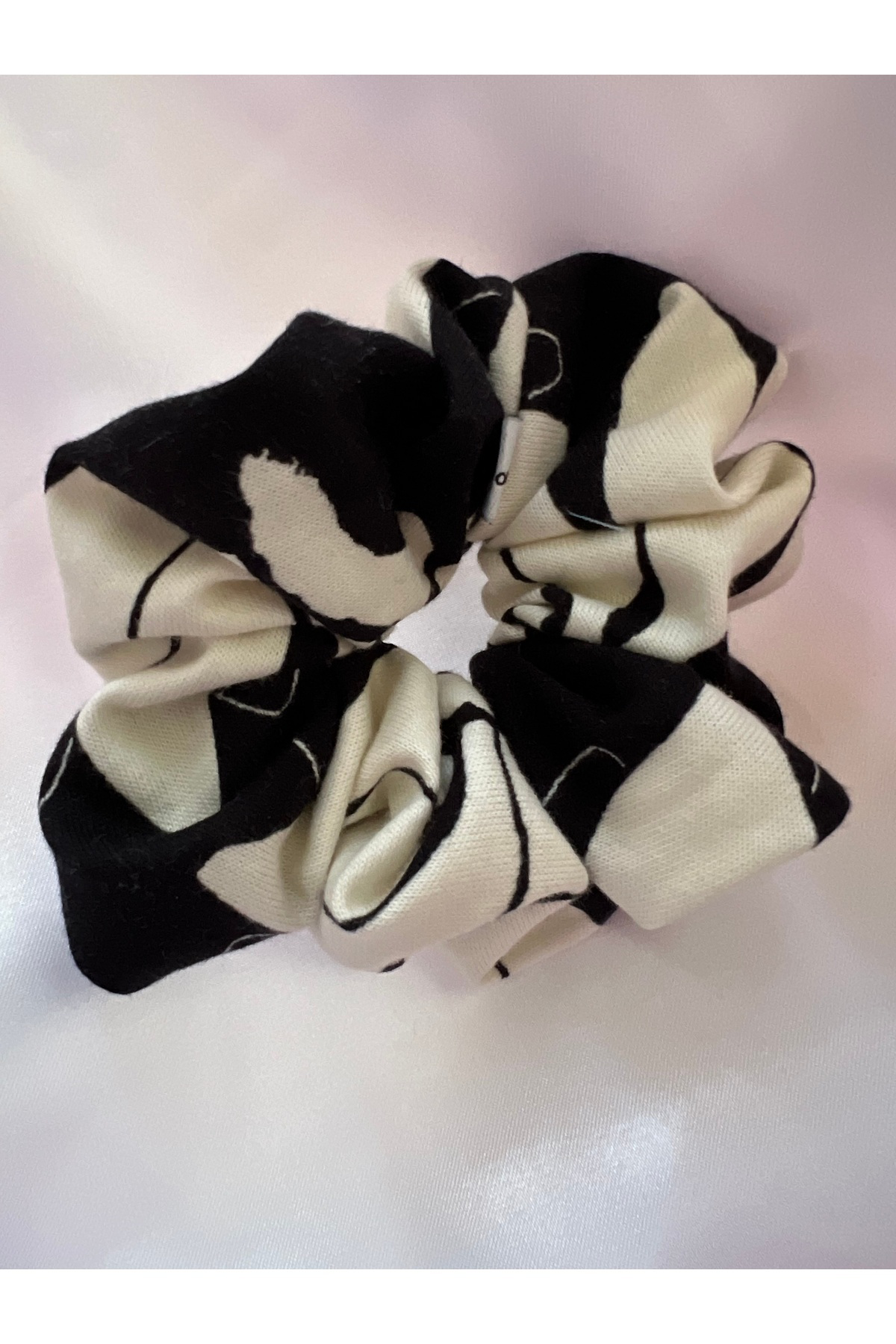 Siyah Krem Scrunchie Lastik Toka Set