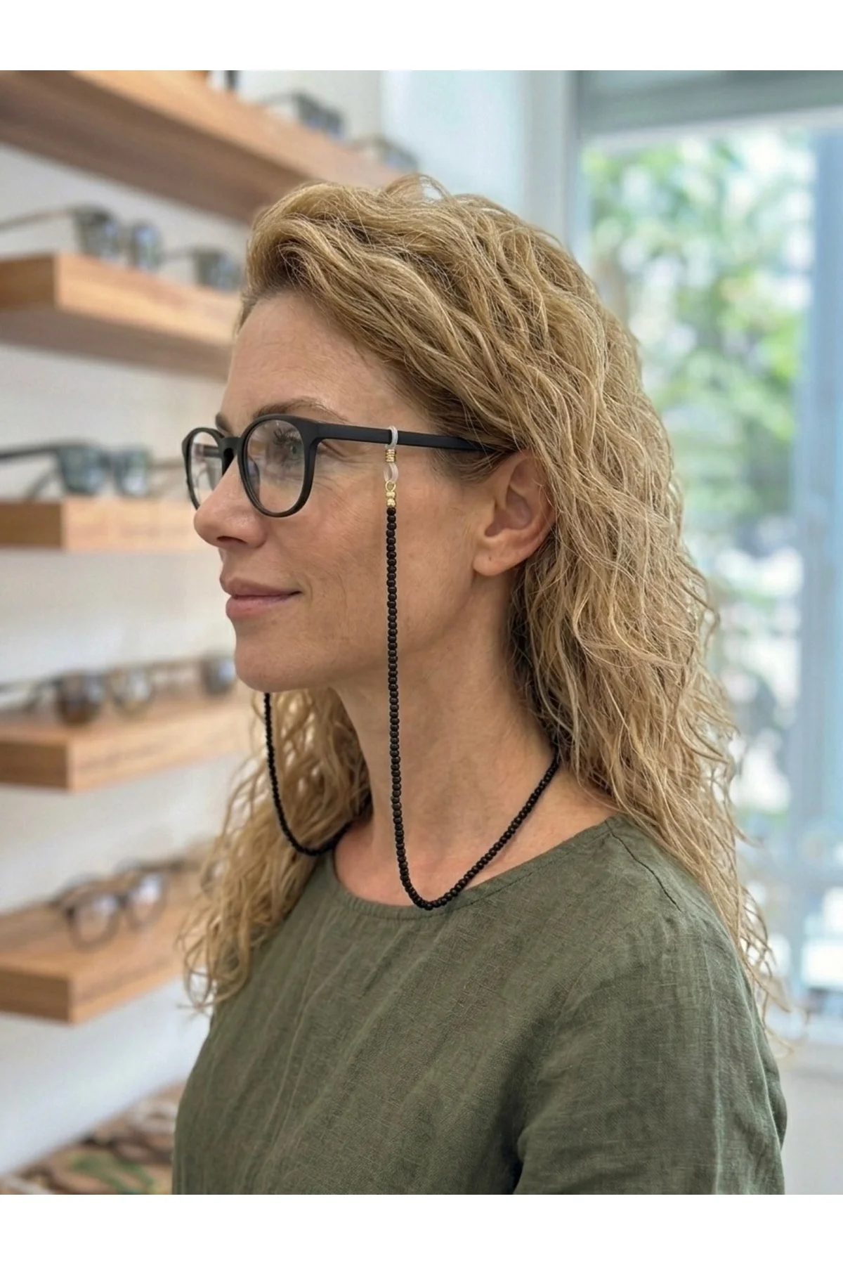 Siyah Kum Cam Boncuk Gözlük İpi Askısı 70 cm Optik ve Güneş Gözlük Uyumlu