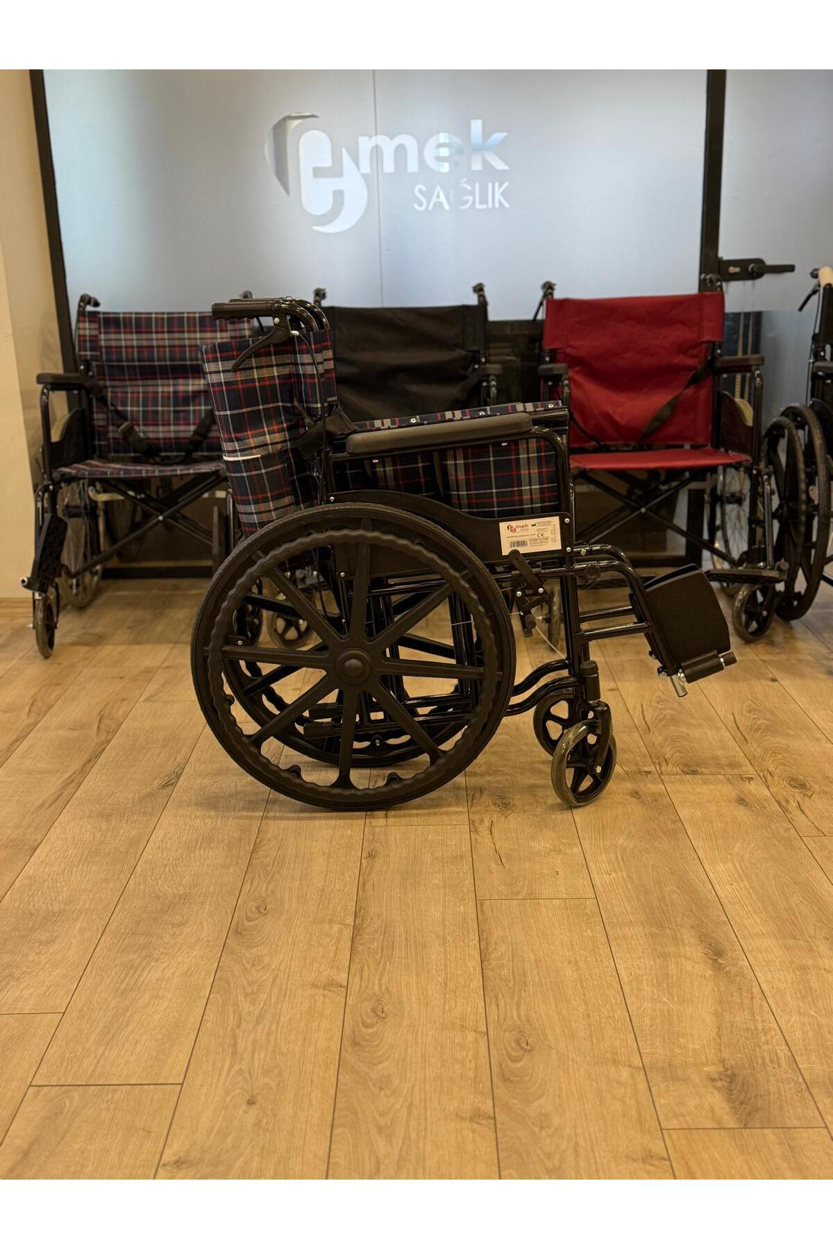 Siyah Kumaş Standart Transfer Sandalyesi -tekerlekli Sandalye - M