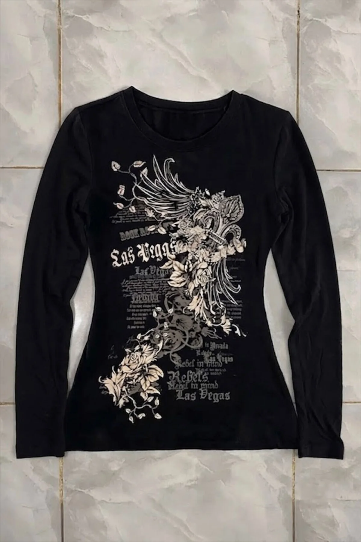 Siyah Las Vegas Rebels Grunge Y2K Uzun Kollu Crop Siyah Las Vegas Rebels Grunge Y2K Uzun Kollu Crop Fiyatı, Yorumları ve Özellikleri