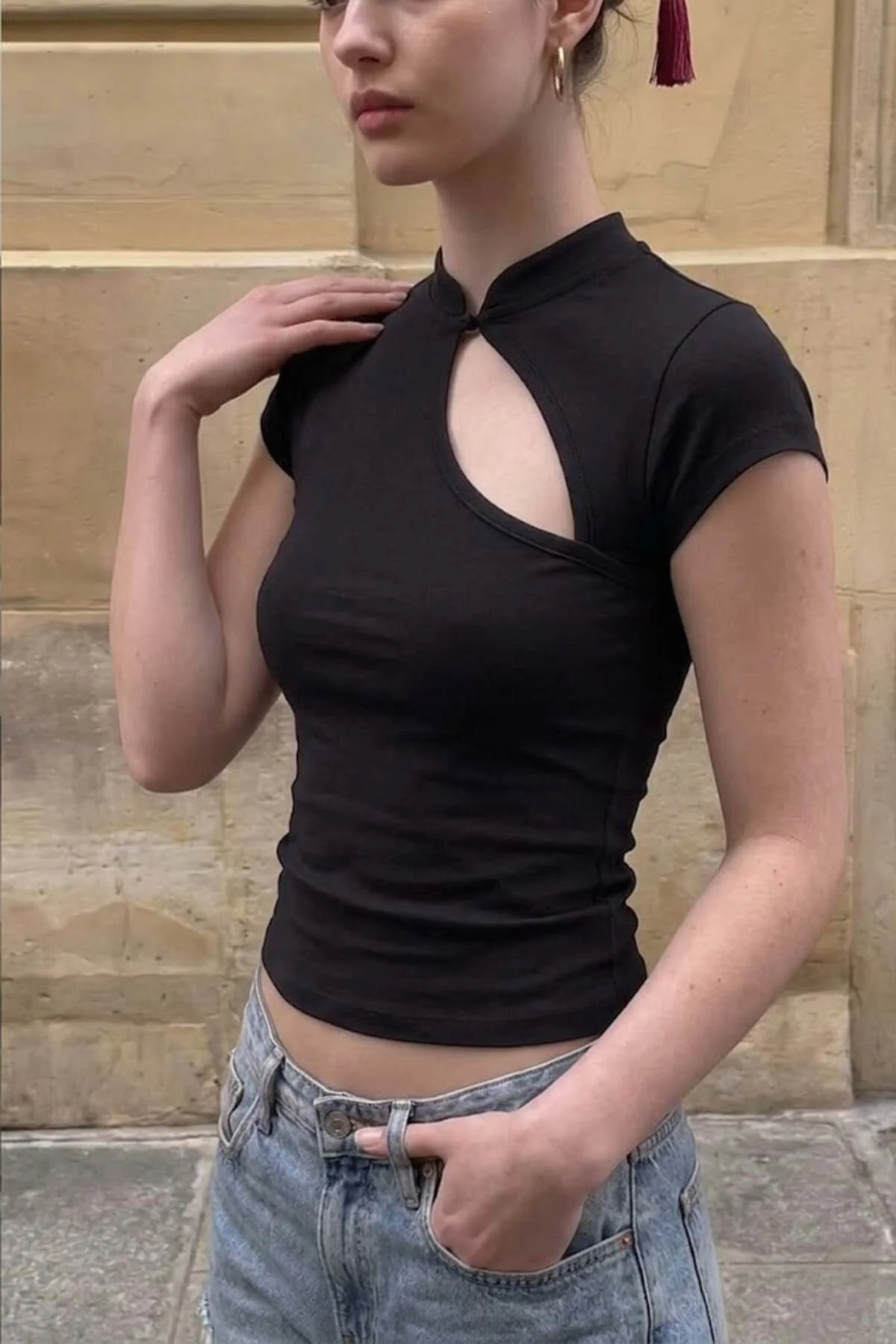 Siyah Mandarin Yaka Düz Qipao Y2K Kısa Kollu Crop Siyah Mandarin Yaka Düz Qipao Y2K Kısa Kollu Crop