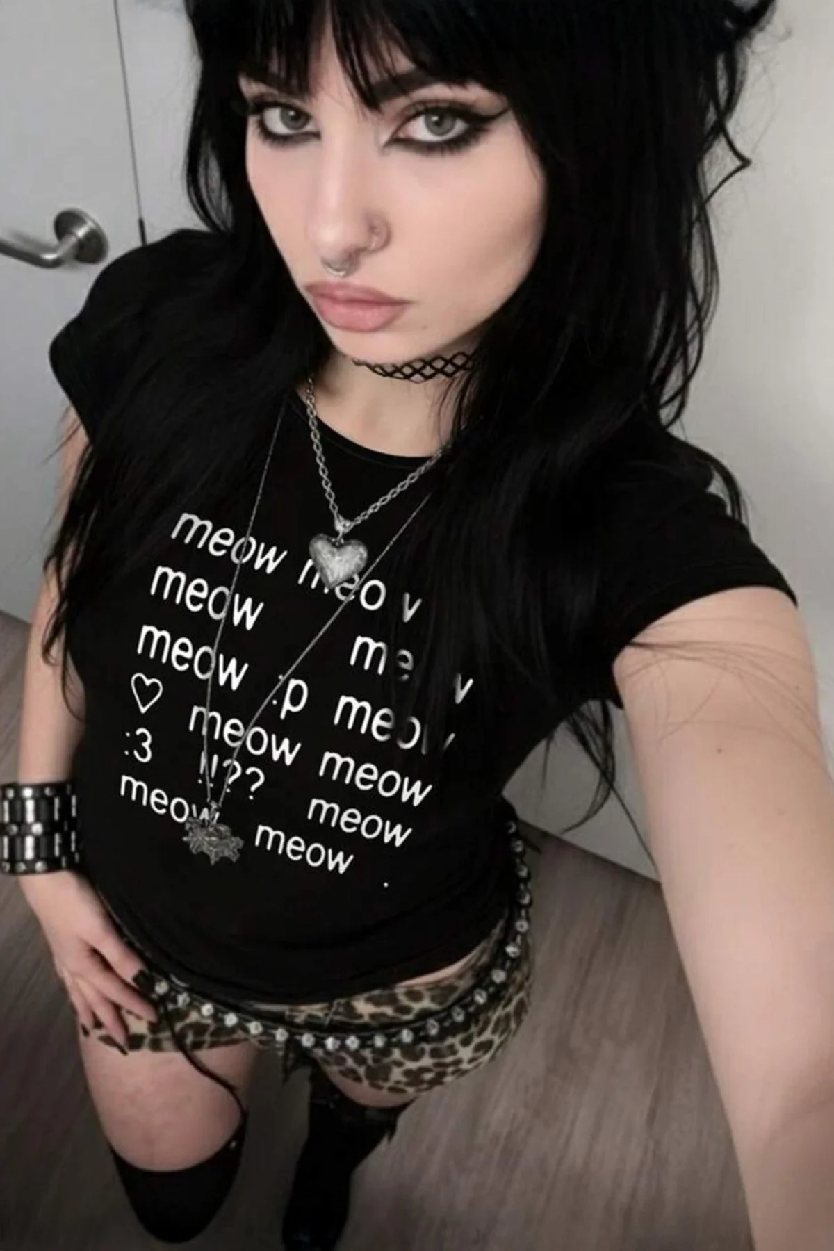 Siyah Meow Meow Meow :3 Y2K Kısa Kolu Crop Siyah Meow Meow Meow :3 Y2K Kısa Kolu Crop