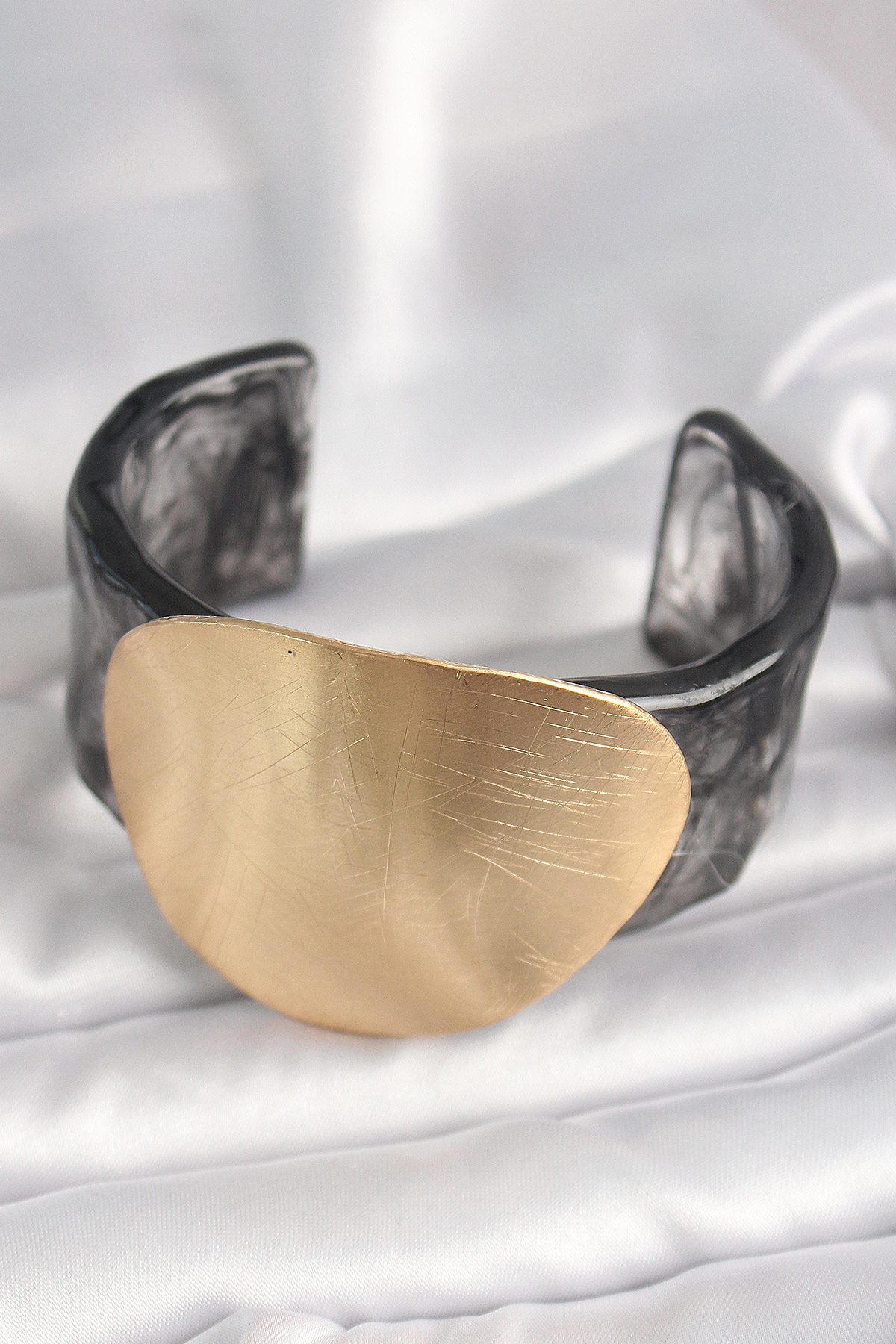 Stillove Siyah Mermer Desen Akrilik Plastik Gold Daire Plaka Model Vintage