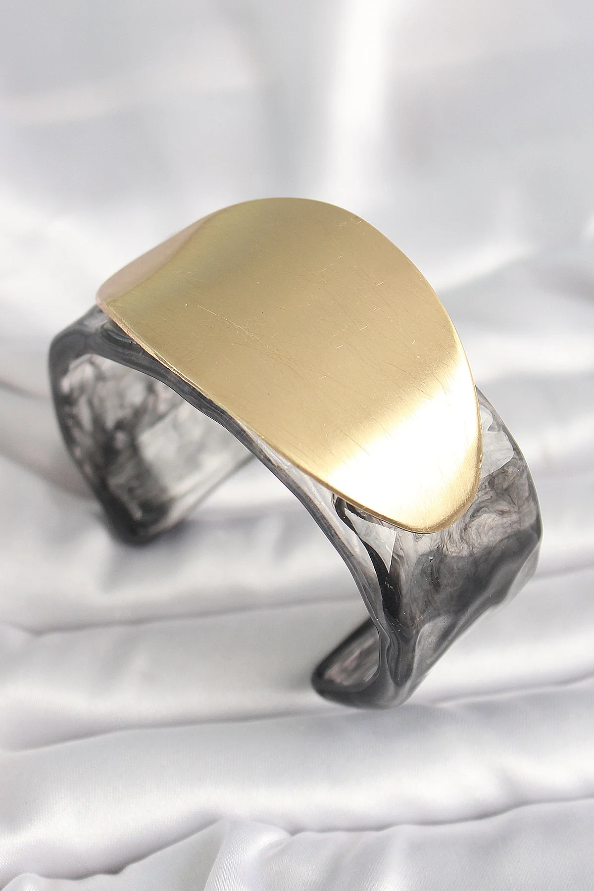 Siyah Mermer Desen Vintage Kadın Bileziği - Akrilik Plastik Gold Oval Plaka 5886