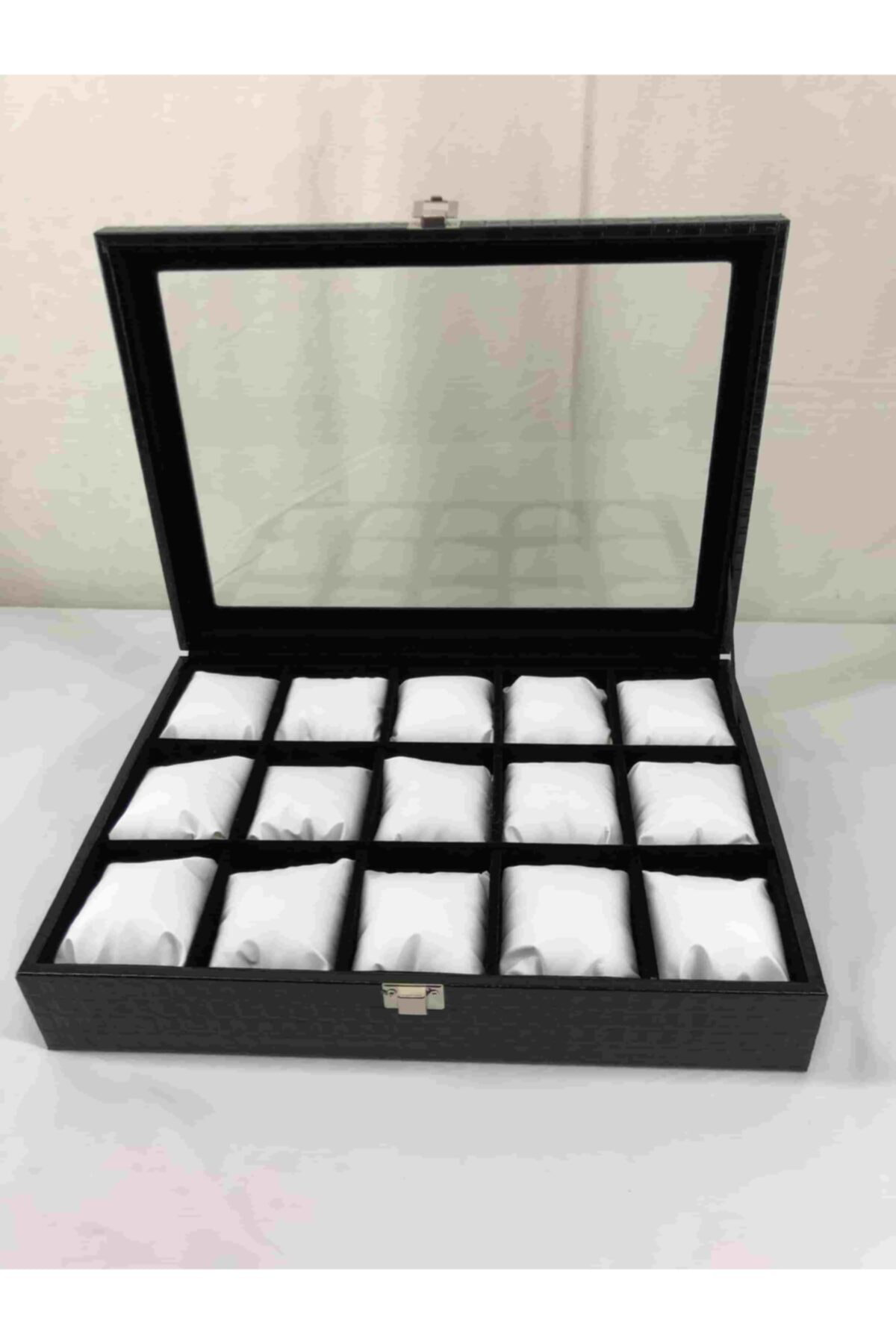 Siyah Parlak Rugan Kaplamalı 15 Kol Saati Kapasiteli Portatif Sak