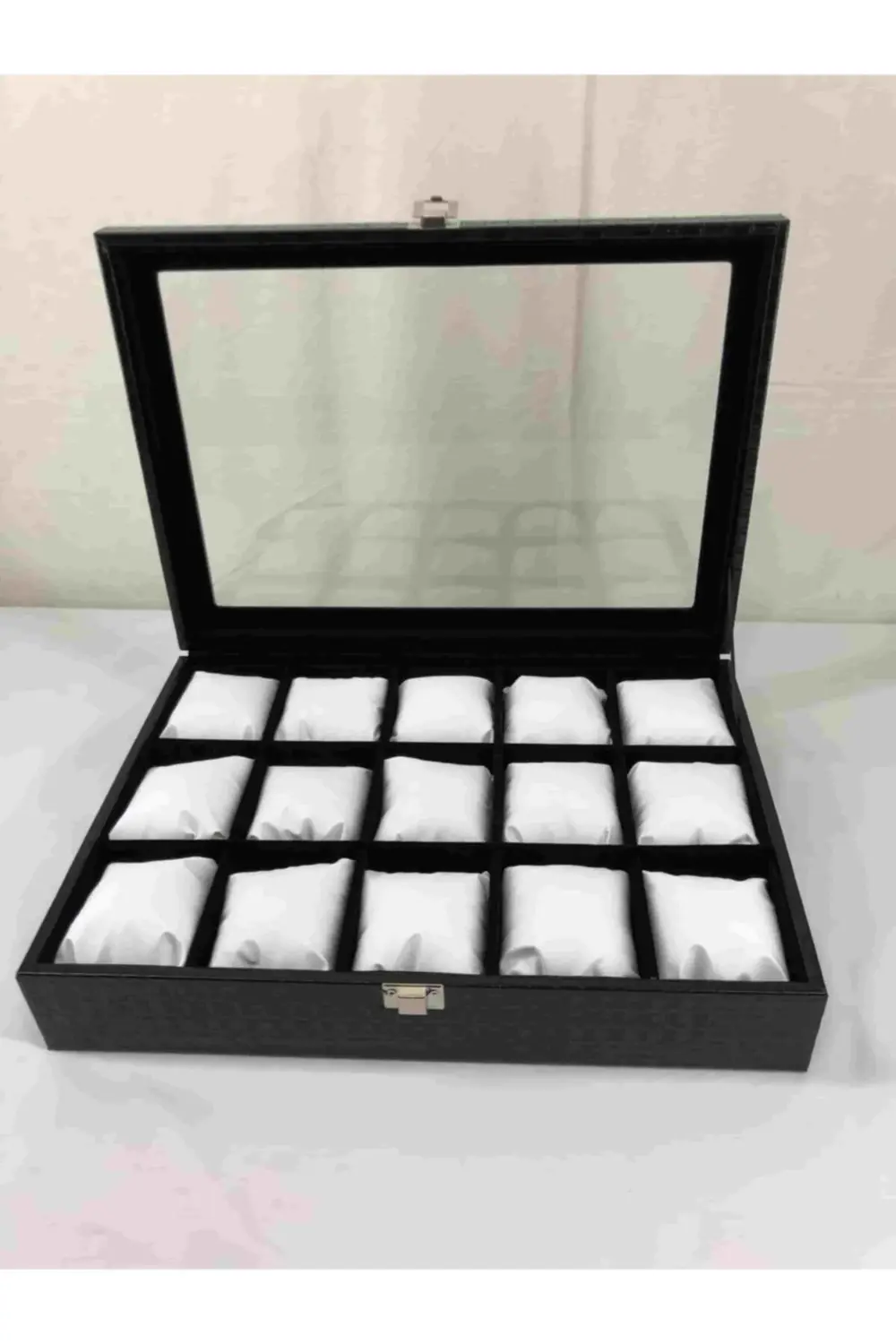 Siyah Parlak Rugan Kaplamalı 15 Kol Saati Kapasiteli Portatif Sak