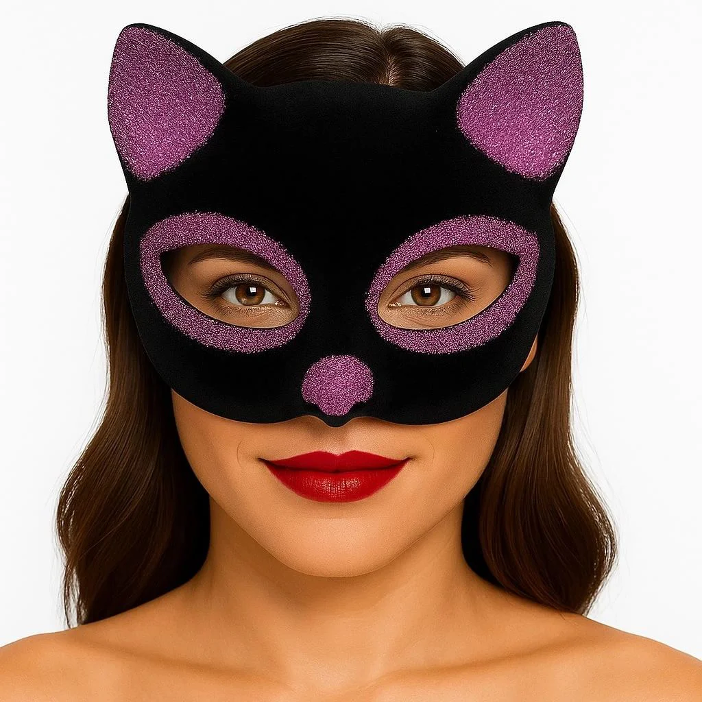 Siyah Pembe Simli Süet Kedi Maskesi 18x14 Cm — Maskeli Balolar İçin Şık Aksesuar Siyah Pembe Simli Süet Kedi Maskesi 18x14 Cm — Maskeli Balolar İçin Şık Aksesuar