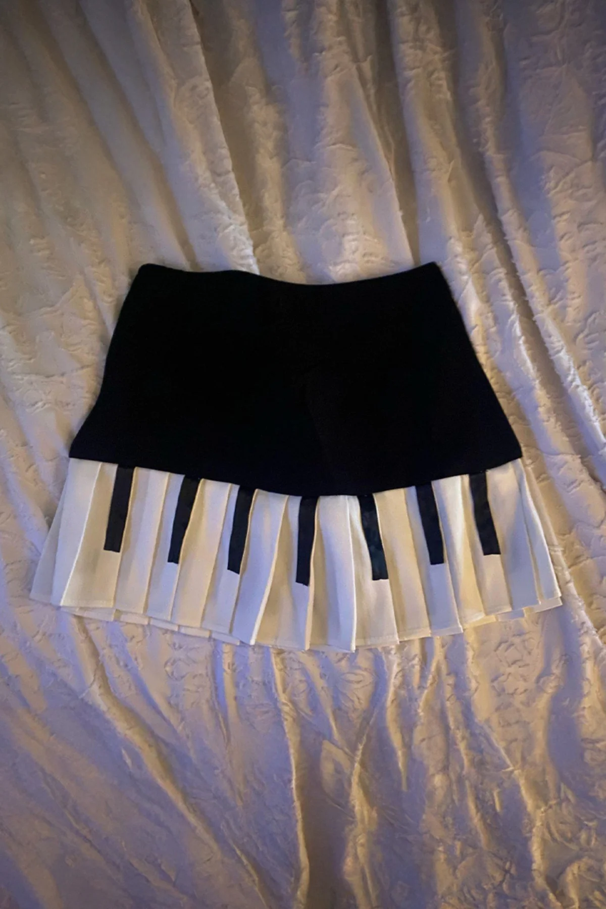 Siyah Piano Pileli Grunge Y2K Etek Siyah Piano Pileli Grunge Y2K Etek