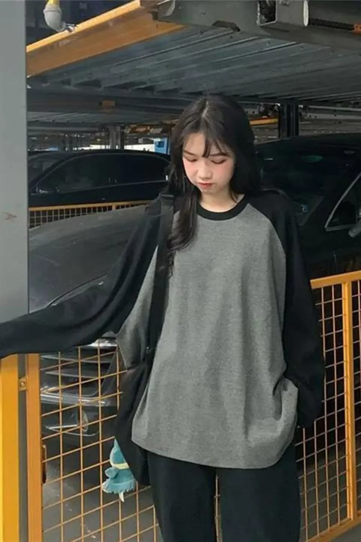 Siyah Raglan Kollu Antrasit Basic Y2K Unisex Sweatshirt