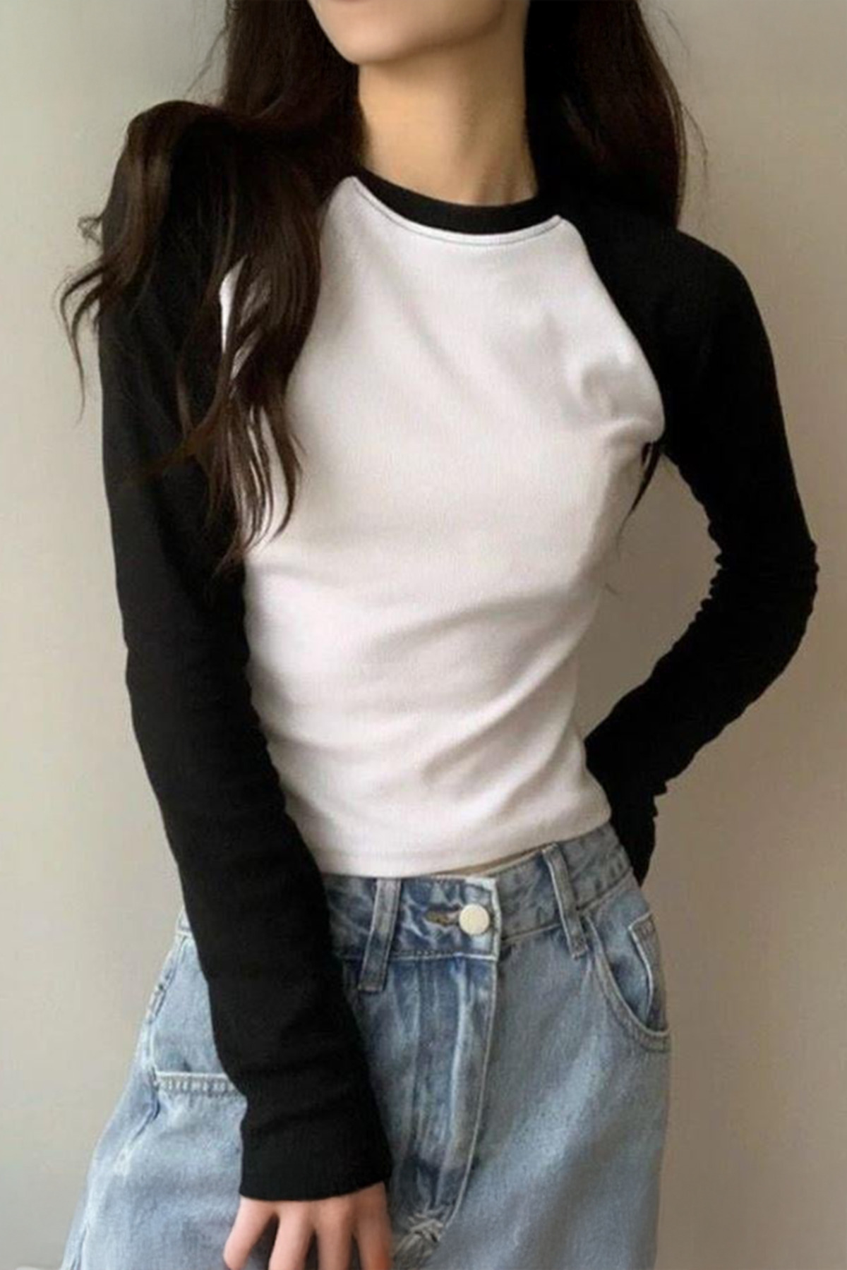 Siyah Raglan Kollu Beyaz Basic Uzun Kollu Crop