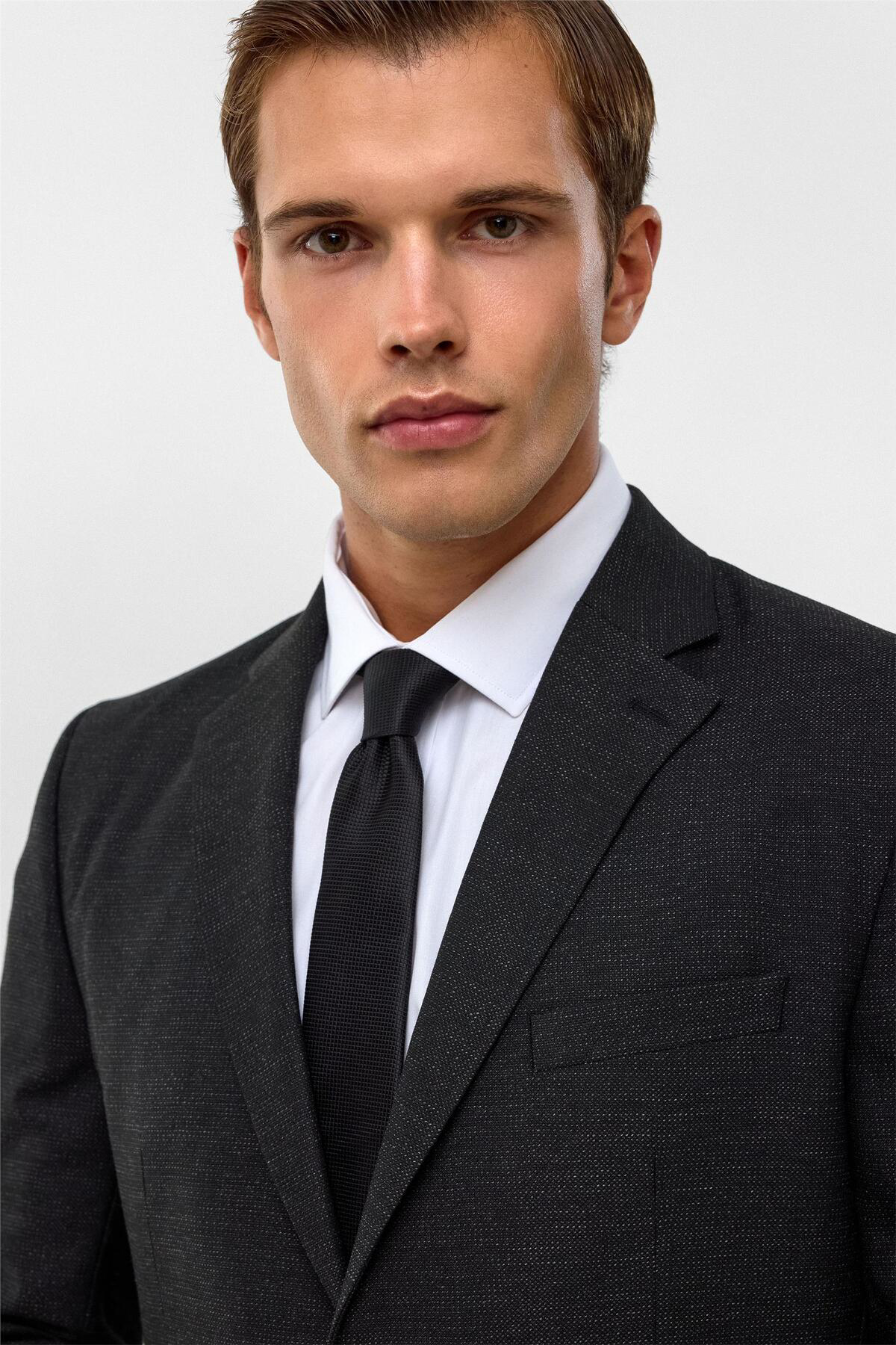 Süvari Siyah Regular Armürlü Sivri Yaka 6 Drop Takım Elbise