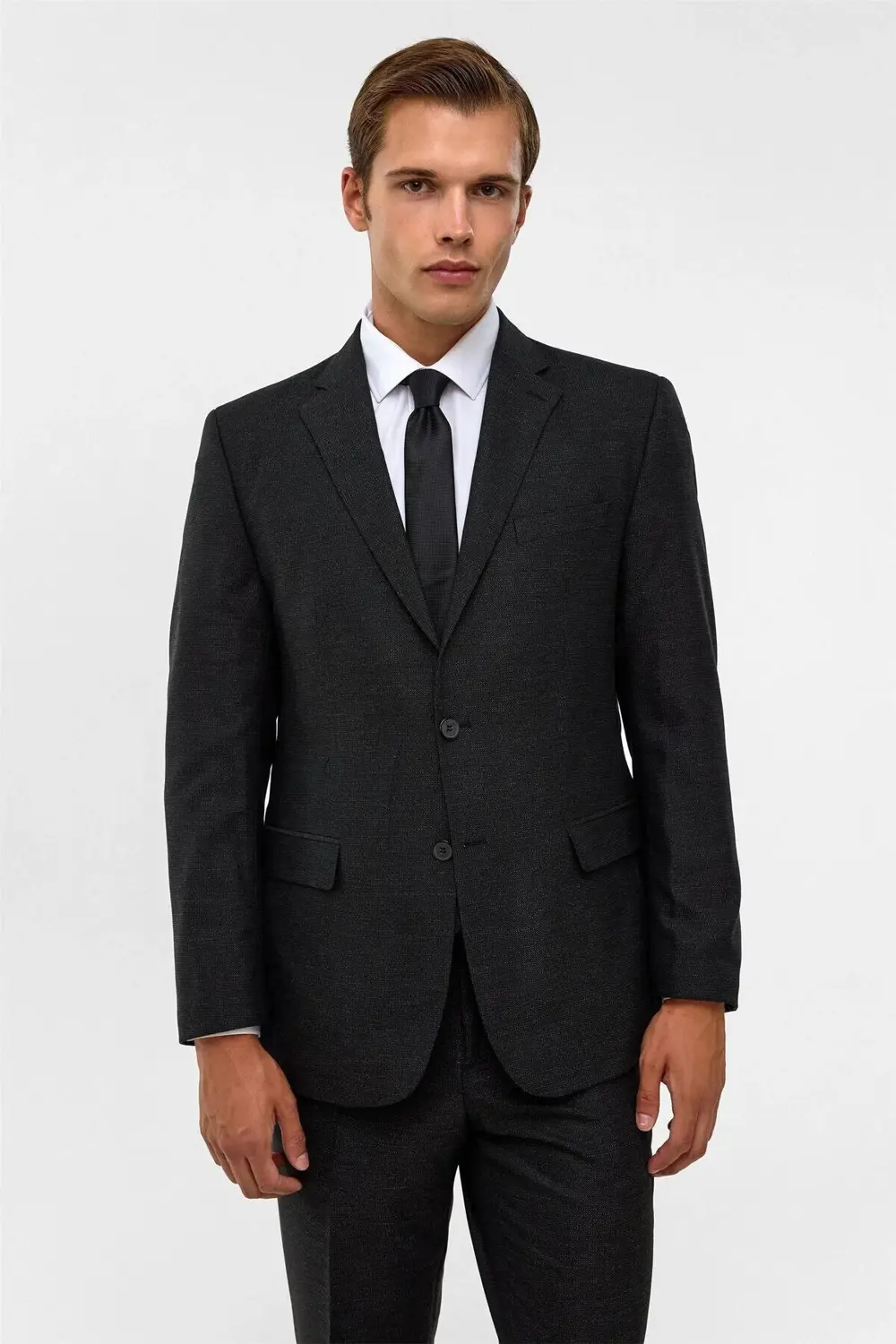 Süvari Siyah Regular Armürlü Sivri Yaka 6 Drop Takım Elbise