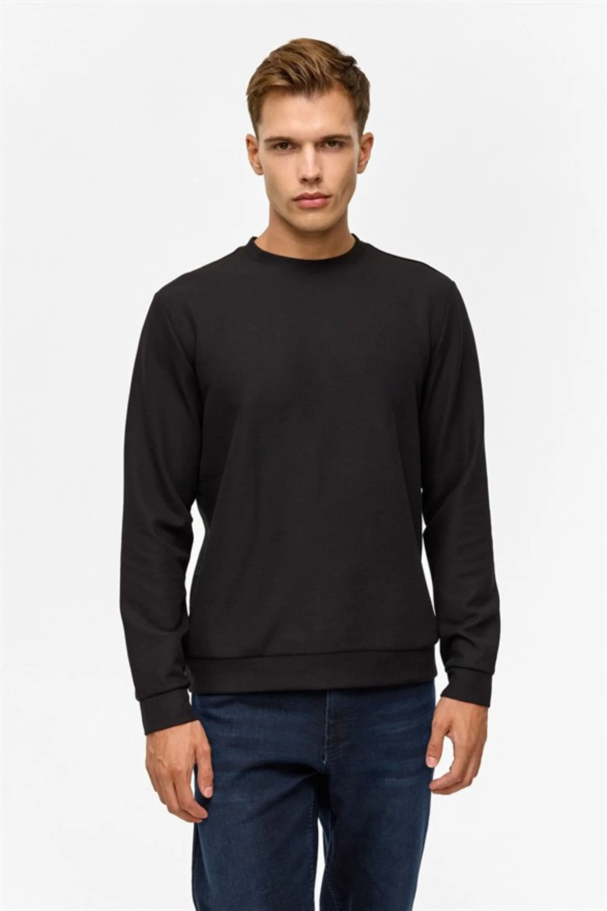 Siyah Regular Düz Bisiklet Yaka Sweatshirt Siyah Regular Düz Bisiklet Yaka Sweatshirt