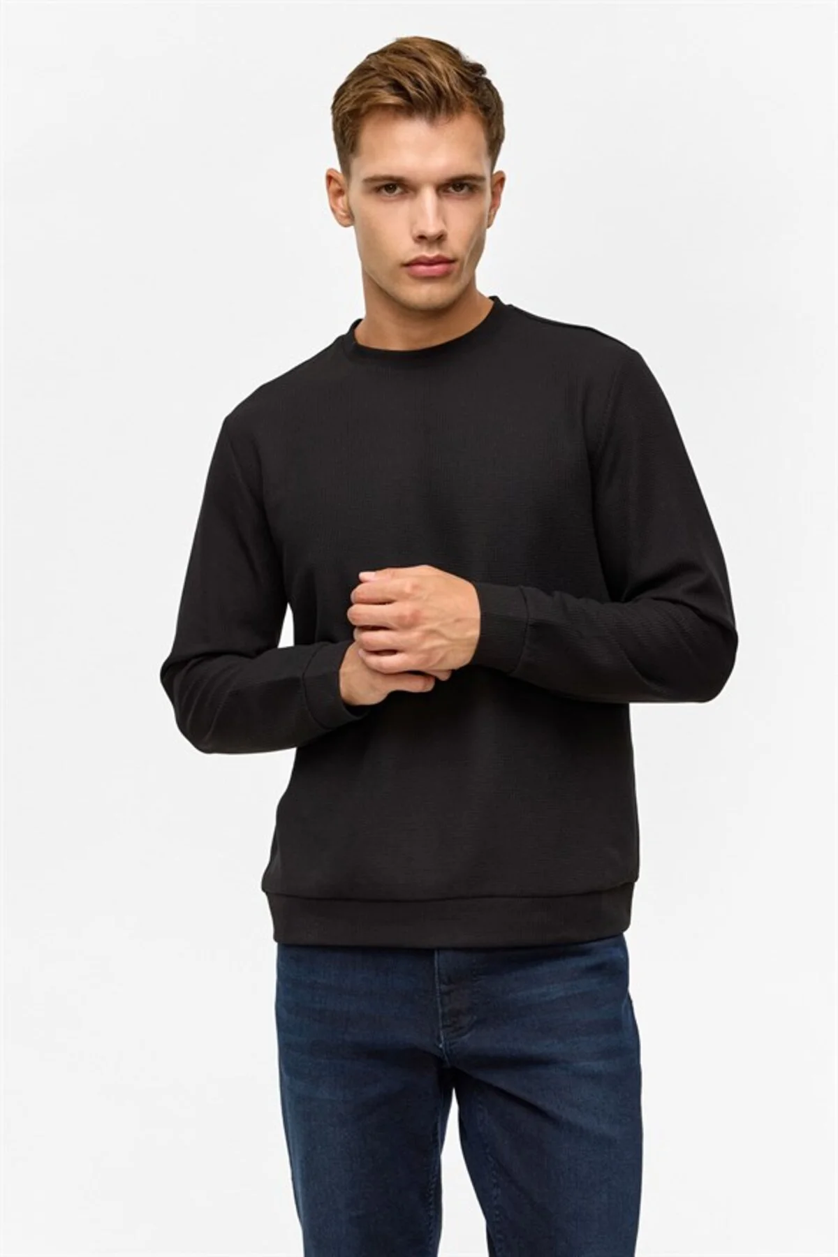 Siyah Regular Düz Bisiklet Yaka Sweatshirt Siyah Regular Düz Bisiklet Yaka Sweatshirt