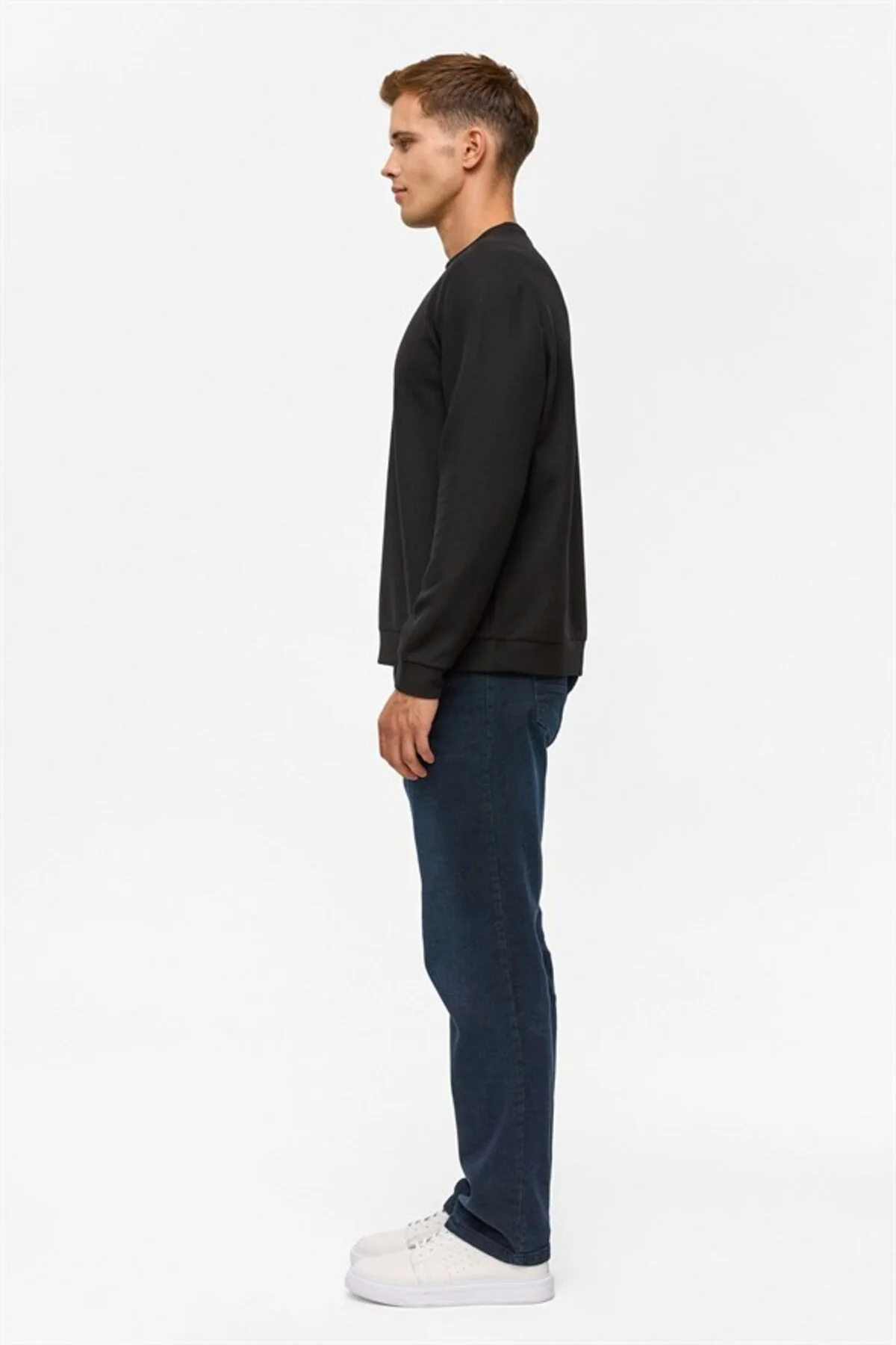 Siyah Regular Düz Bisiklet Yaka Sweatshirt Siyah Regular Düz Bisiklet Yaka Sweatshirt