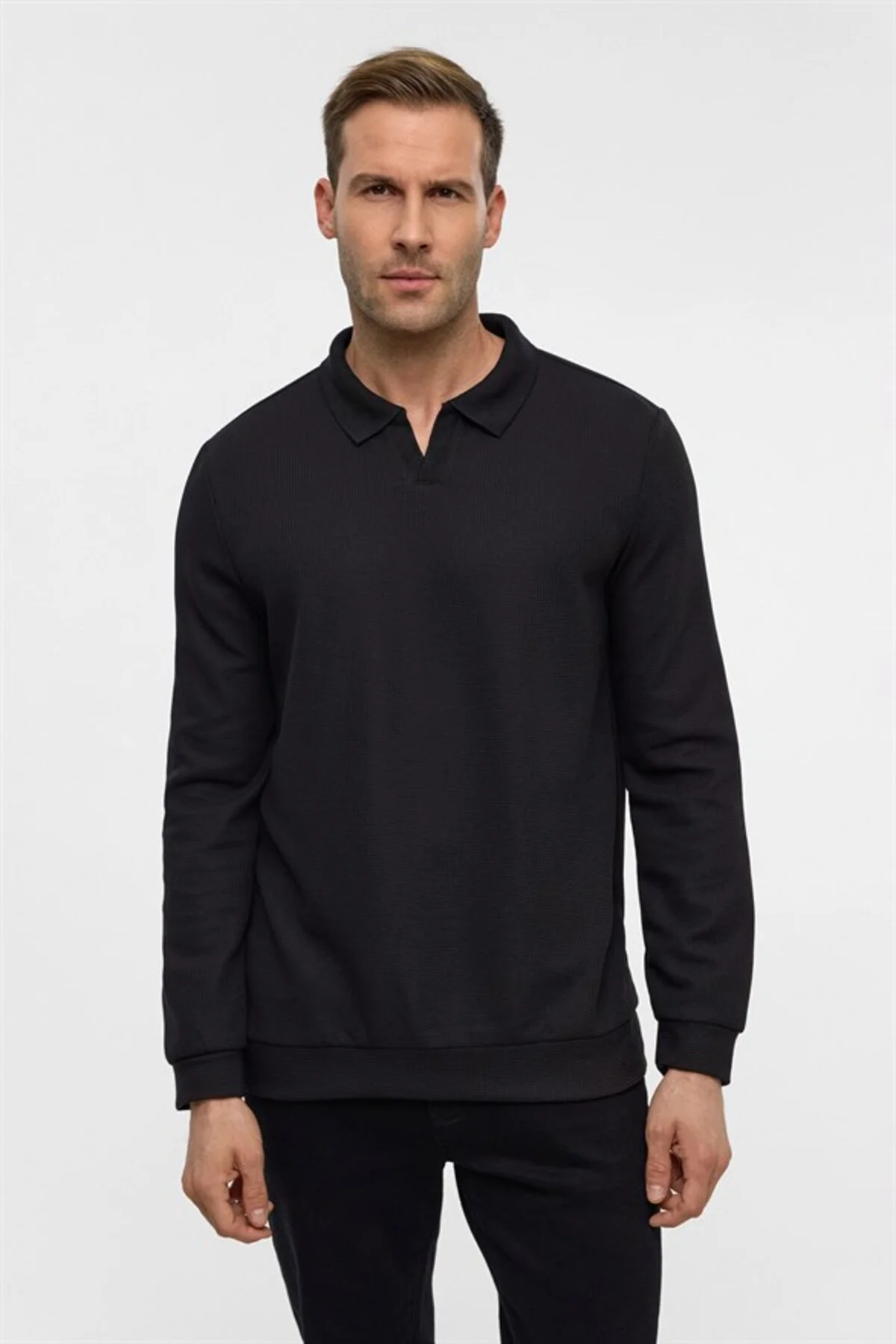 Siyah Regular Düz Fermuarlı Polo Yaka Sweatshirt Fiyatı, Yorumları ve Özellikleri
