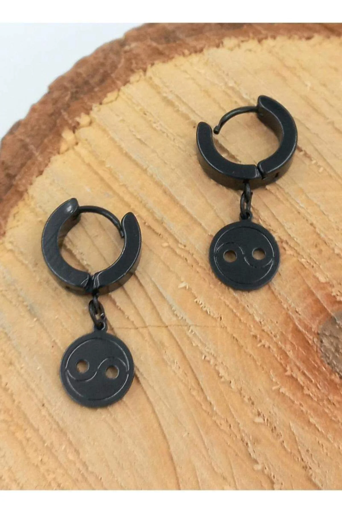 Siyah Renk unisex Çelik Küpe