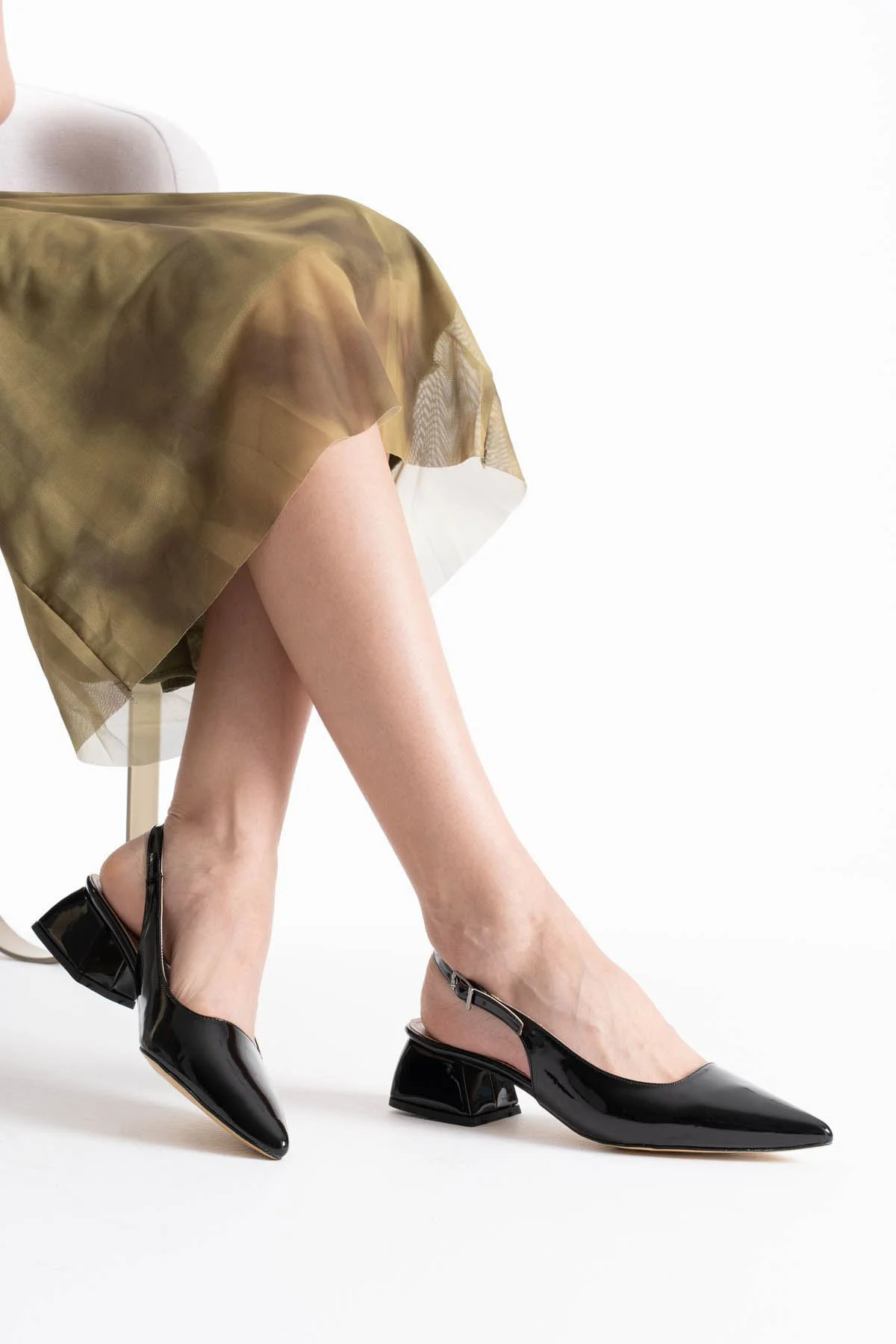 Siyah Rugan Kadın Ayakkabı TR16MS04F