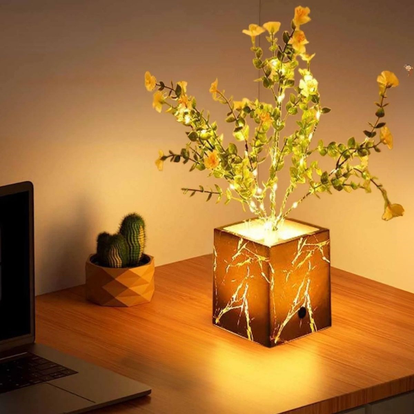 LED Işıklı Siyah Saksıda Dekoratif Yapay Çiçek