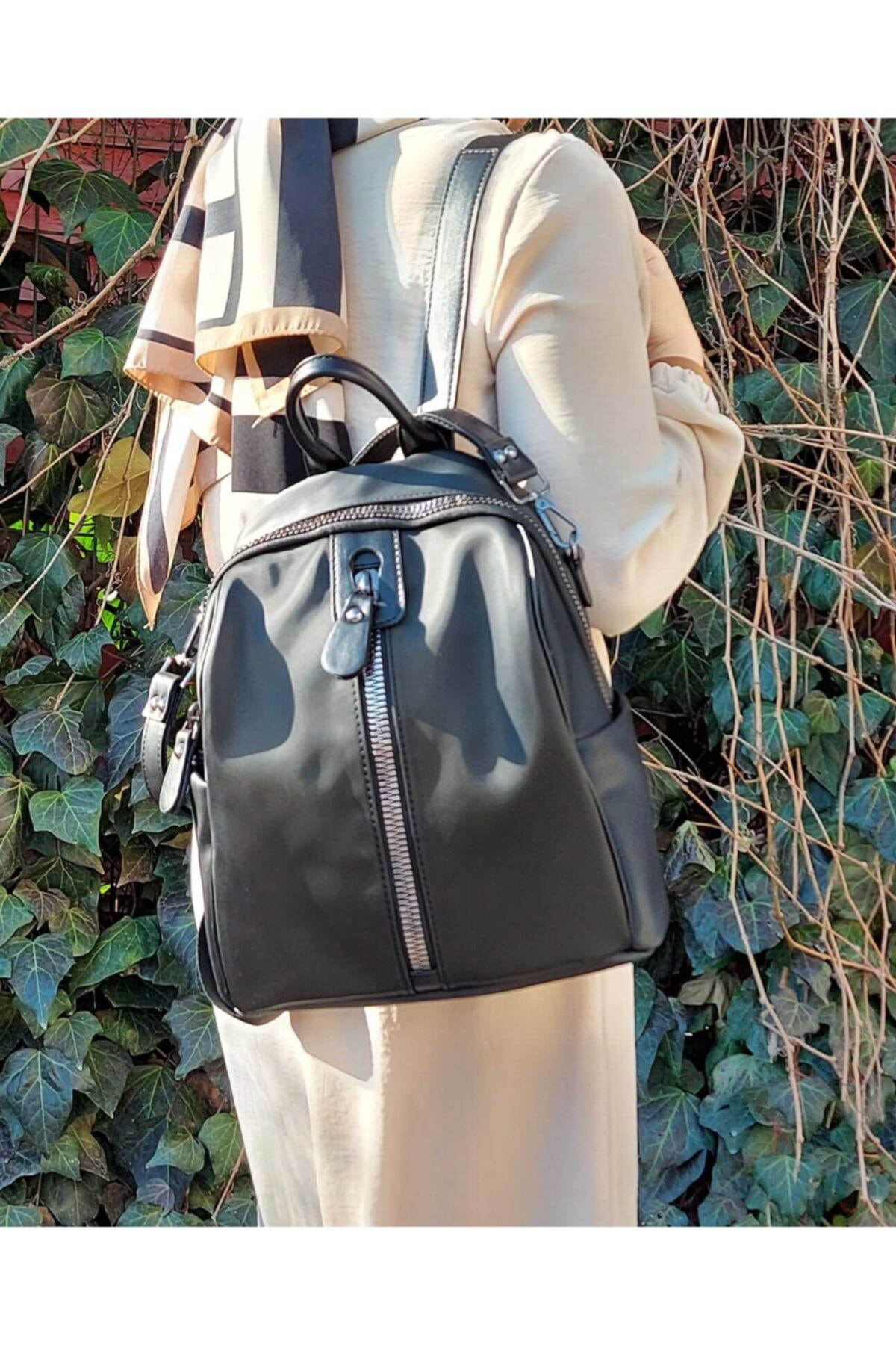 Hbs Siyah Sirt Çantasi