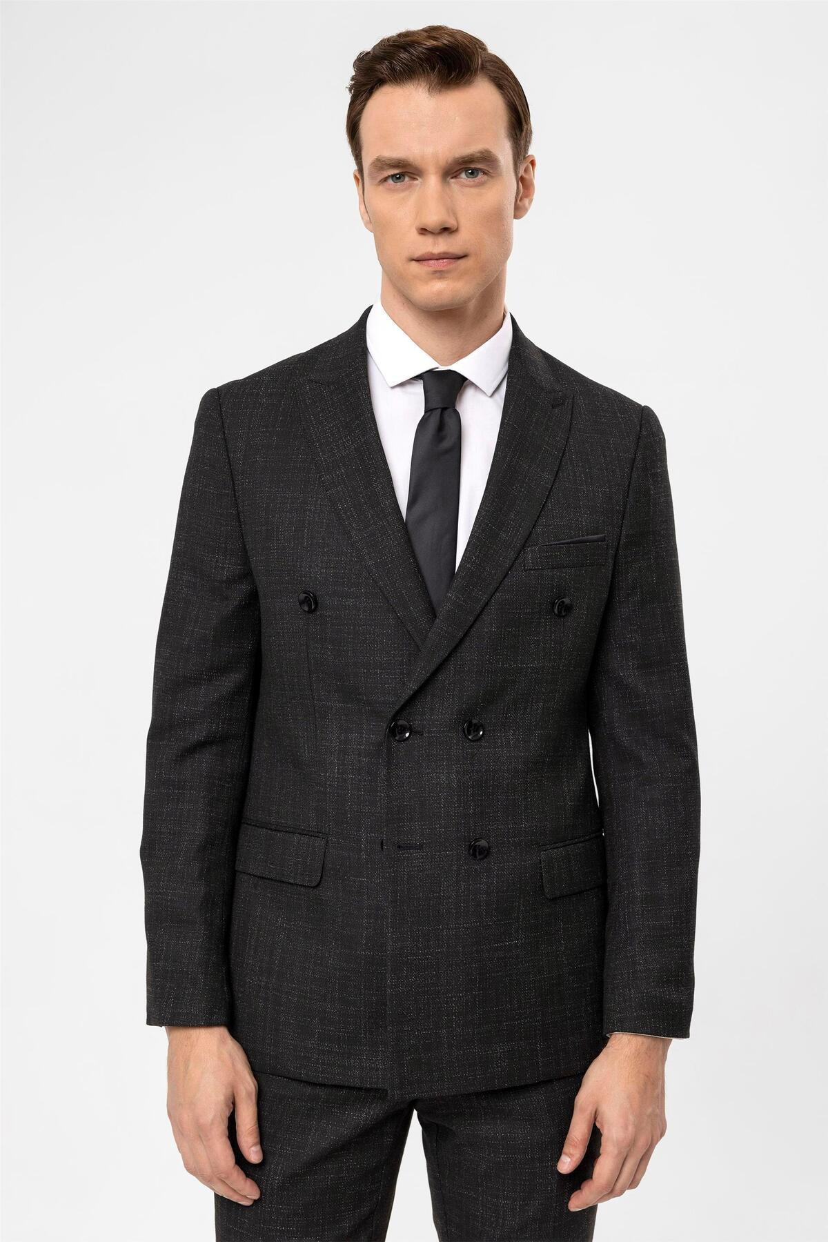 Süvari Siyah Slim Fit Armürlü Sivri Yaka 6 Drop Klasik Takım Elbise