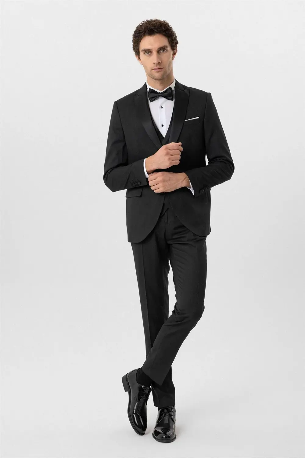 Süvari Siyah Slim Fit Armürlü Sivri Yaka 6 Drop Smokin & Damatlık