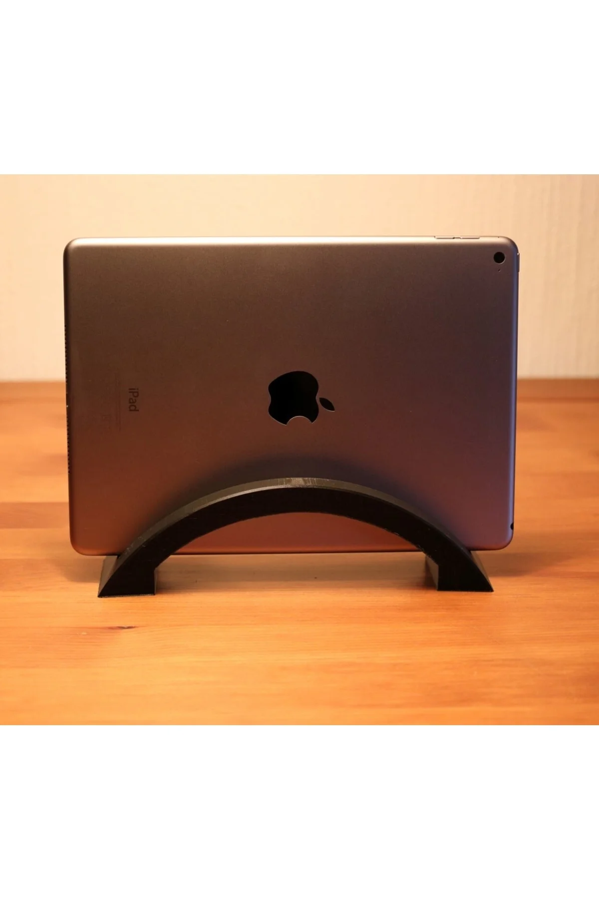 Siyah Tablet Standı