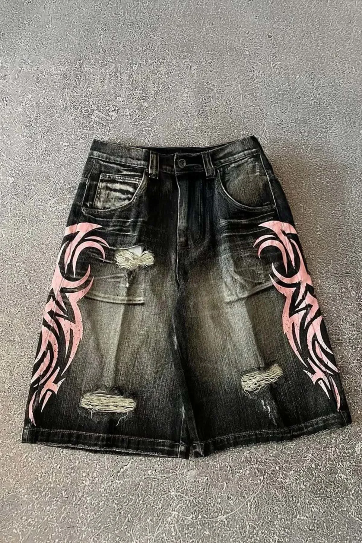 Siyah Taşlamalı Grunge Pembe Tribal Baskılı Harajuku Y2K Unisex Şort