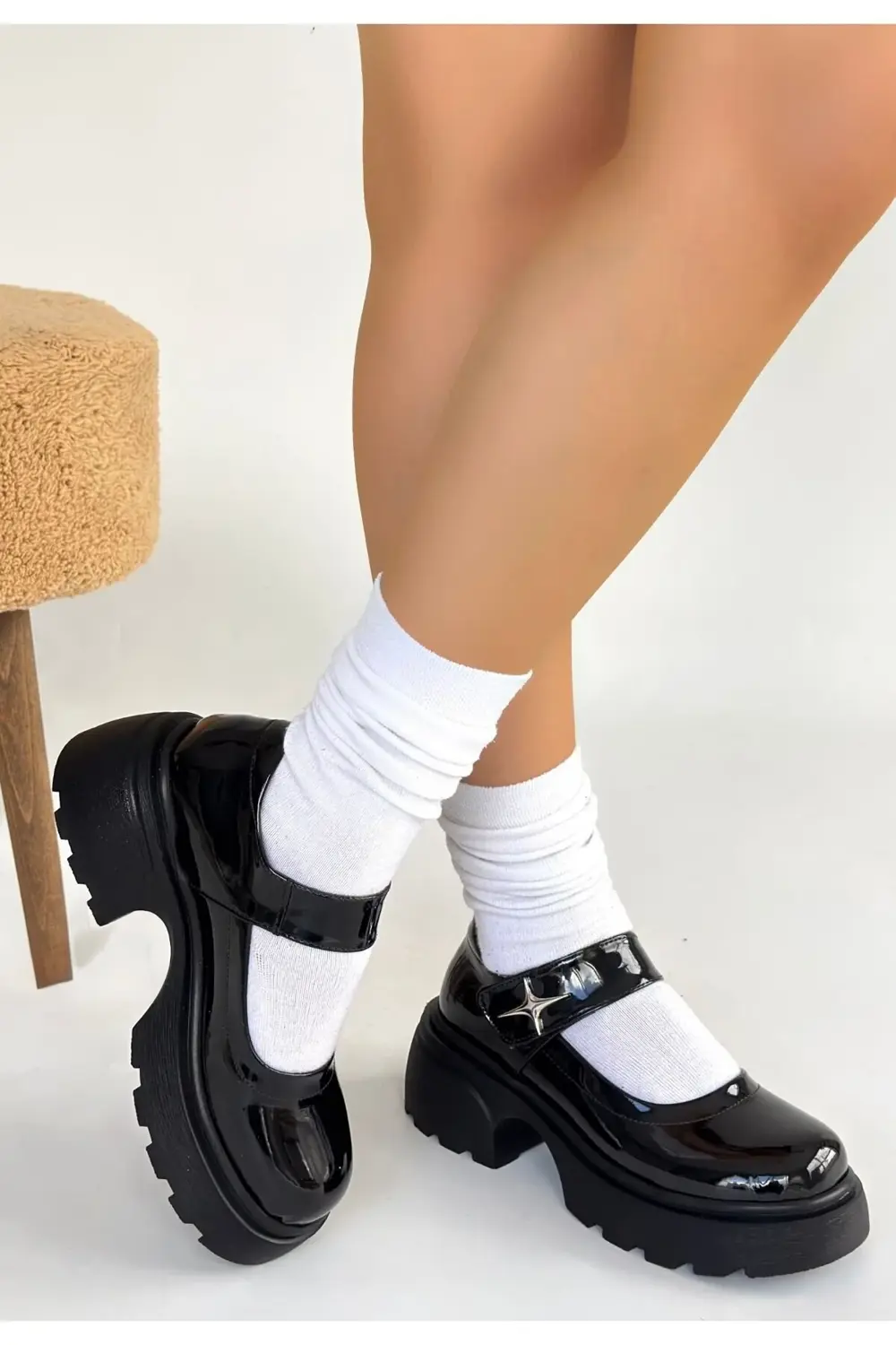 Siyat Siyah Rugan Dolgu Topuk Oxford Ayakkabı Siyat Siyah Rugan Dolgu Topuk Oxford Ayakkabı