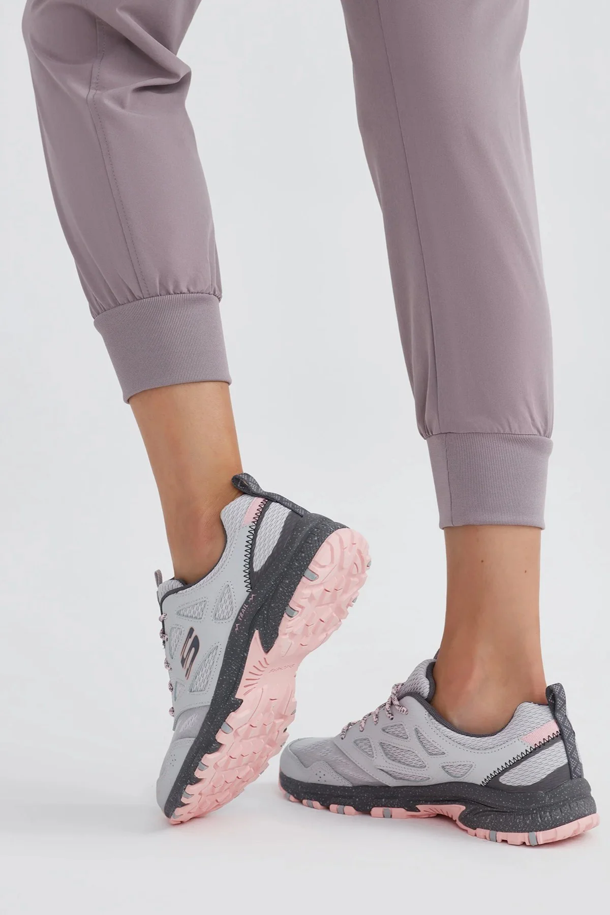 Skechers Hillcrest Leather Memory Foam Outdoor Sneaker Hafızalı Taban Hakiki Deri Kadın Outdoor Ayakkabı Gri Skechers Hillcrest Leather Memory Foam Outdoor Sneaker Hafızalı Taban Hakiki Deri Kadın Outdoor Ayakkabı Gri Fiyatı, Yorumları ve Özellikleri