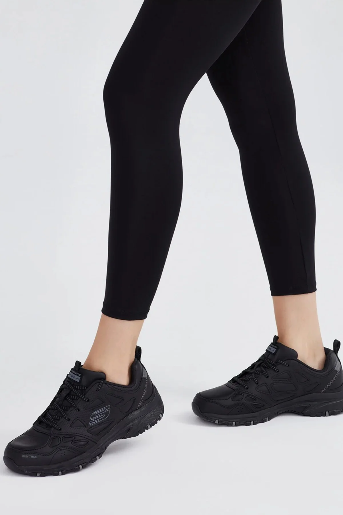 Skechers Hillcrest Outdoor Memory Foam Leather Womens Walking Shoes Hakiki Deri Hafızalı Taban Hakiki Deri Kadın Yürüyüş Ayakkabısı Siyah Skechers Hillcrest Outdoor Memory Foam Leather Womens Walking Shoes Hakiki Deri Hafızalı Taban Hakiki Deri Kadın Yürüyüş Ayakkabısı Siyah Fiyatı, Yorumları ve Özellikleri