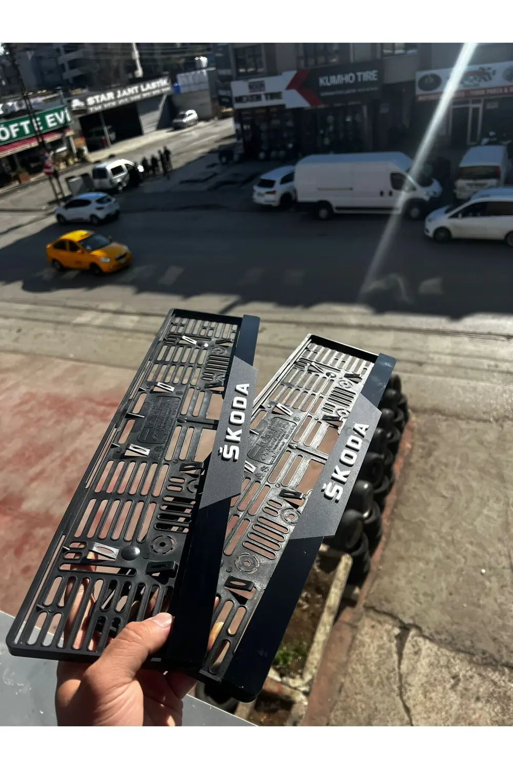 SKODA Mat Pleksi Plakalık