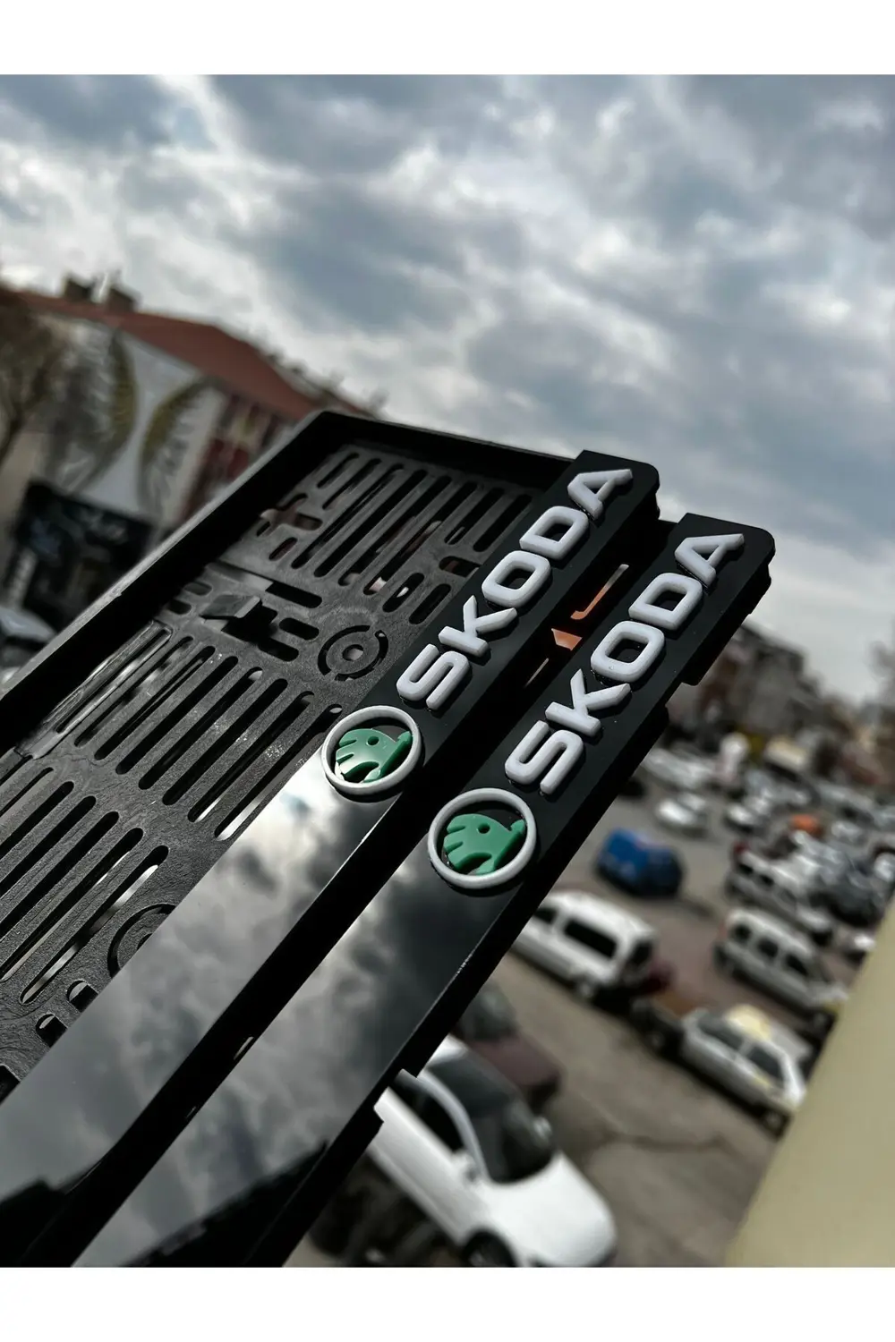 SKODA MODEL Pleksi Plakalık