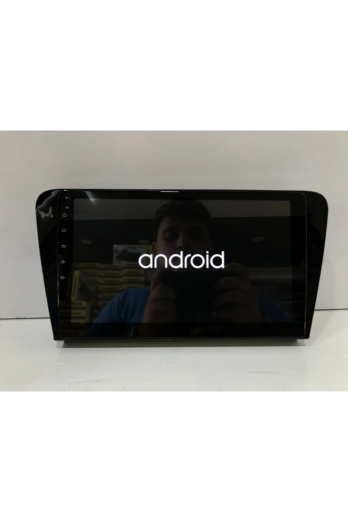 SKODA OCTAVİA 2014-2018 ANDROİD 14 2-32 MULTİMEDYA CARPLAY-IPS