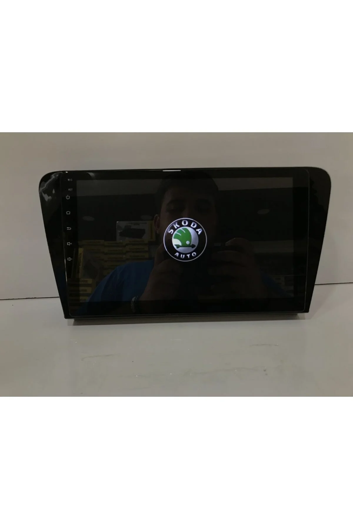 SKODA OCTAVİA 2014-2018 ANDROİD 14 2-32 MULTİMEDYA CARPLAY-IPS