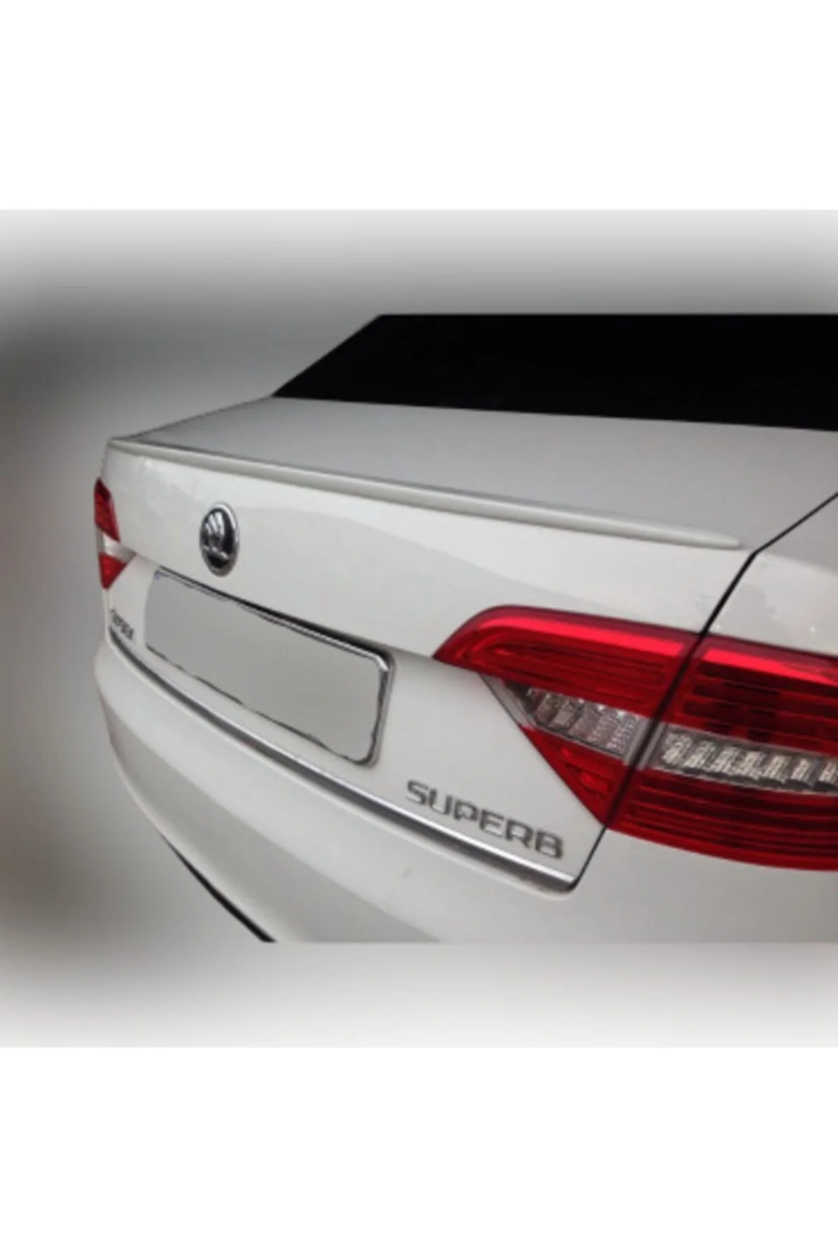 Skoda Süper B 2009-2015 Astarlı Spoiler
