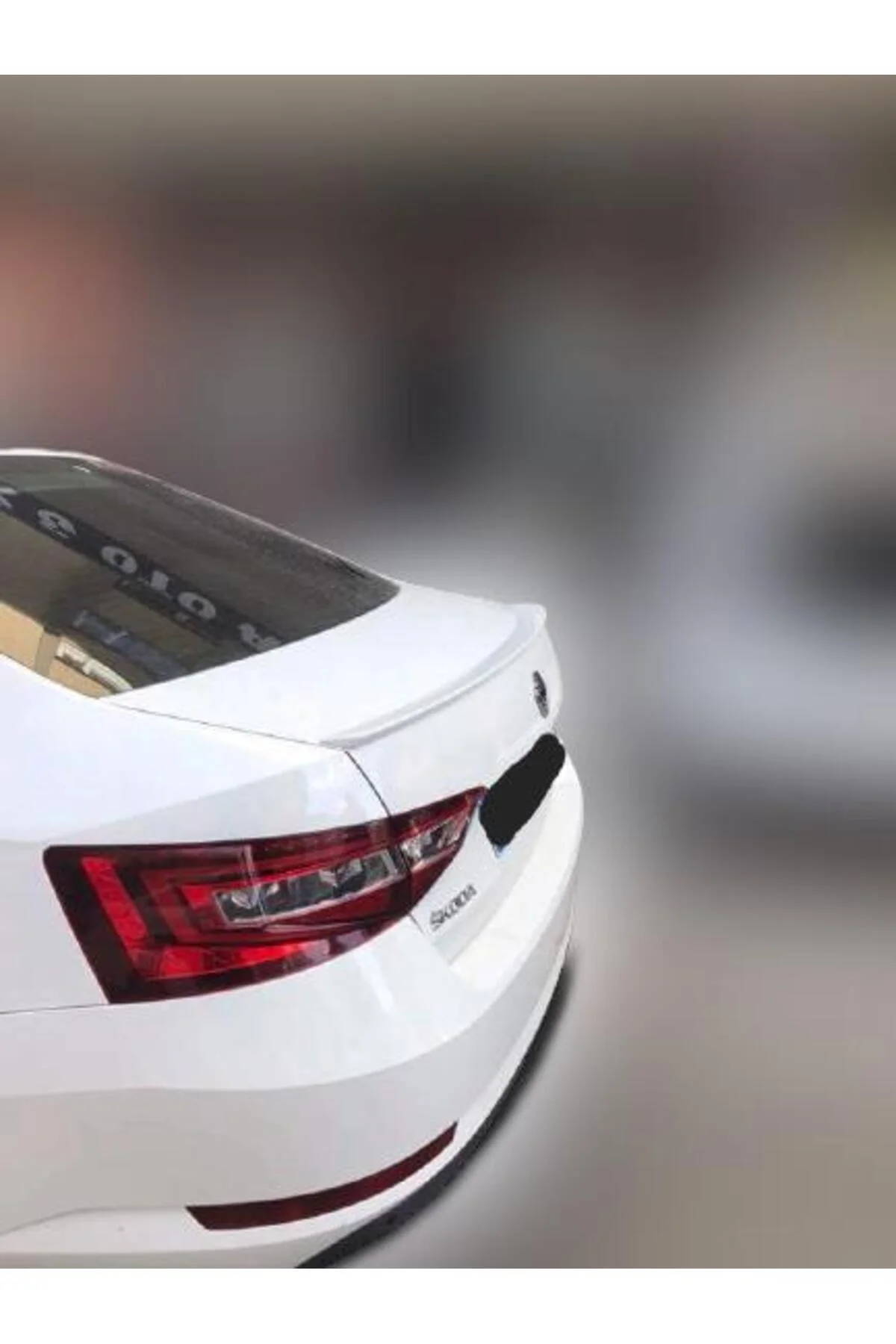 SKODA SÜPER B 2016-2019 ASTARLI ANATOMİK SPOİLER (PLS)