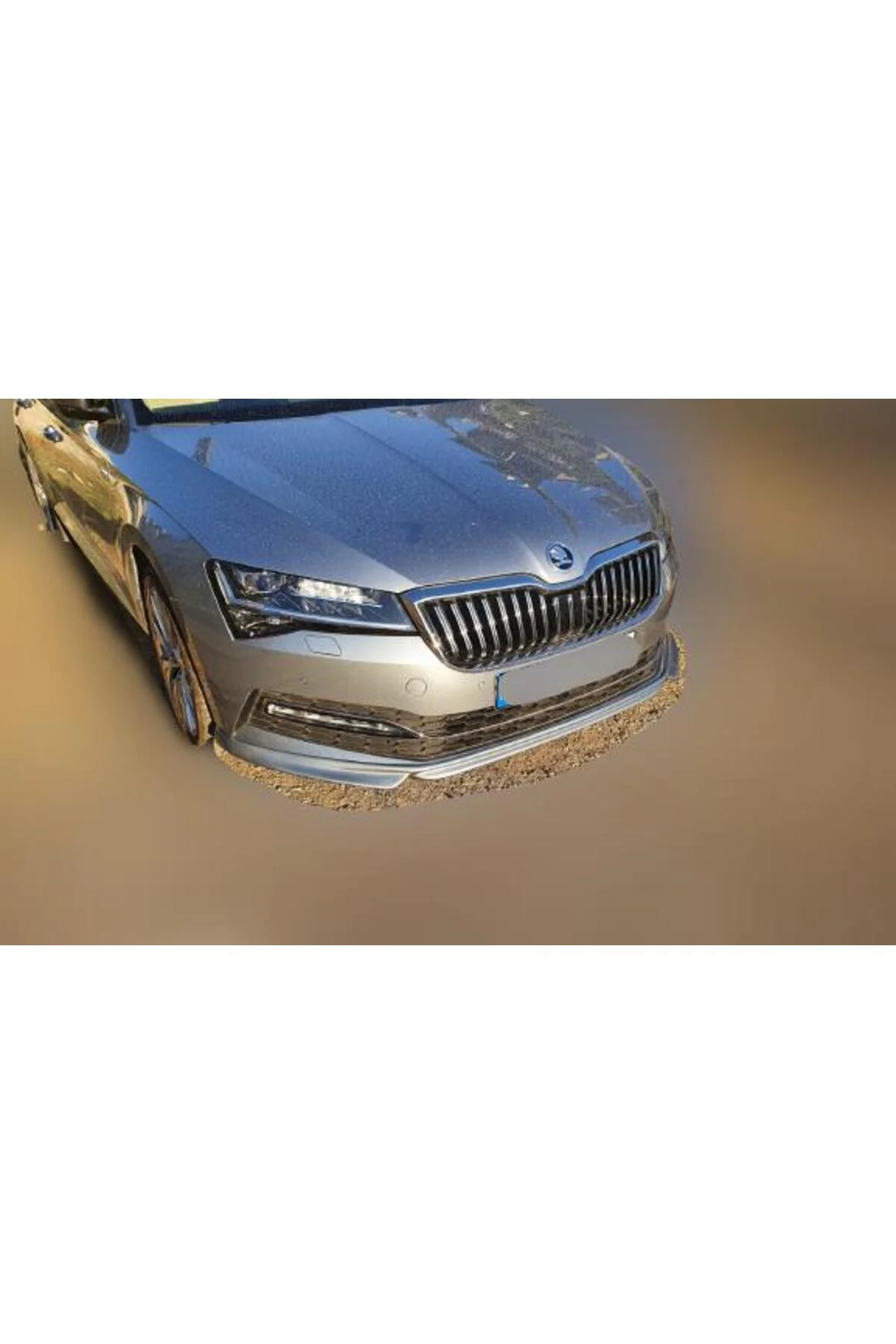 SKODA SÜPER B 2019- ASTARLI MAKYAJLI ÖN KARLIK