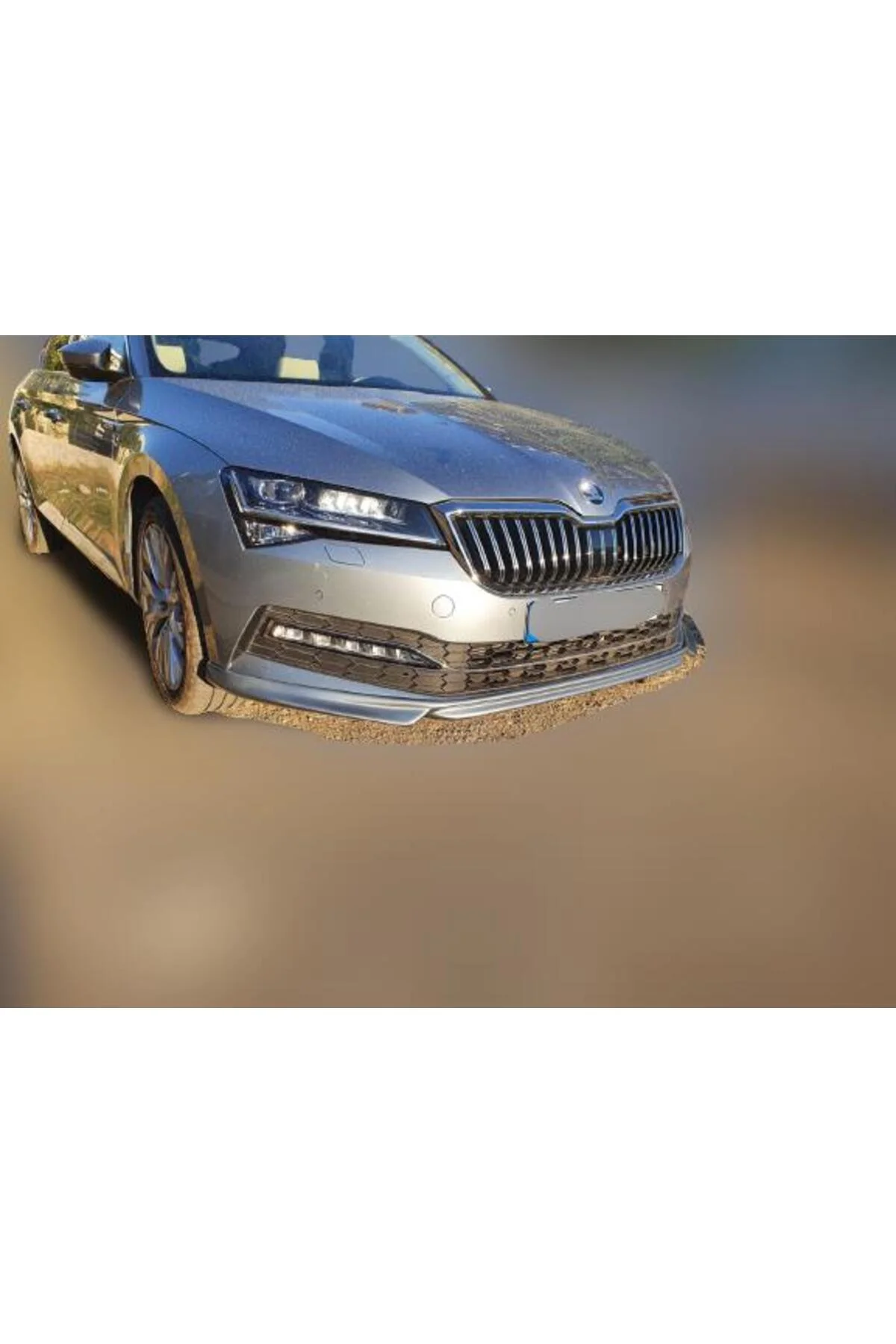 SKODA SÜPER B 2019- ASTARLI MAKYAJLI ÖN KARLIK