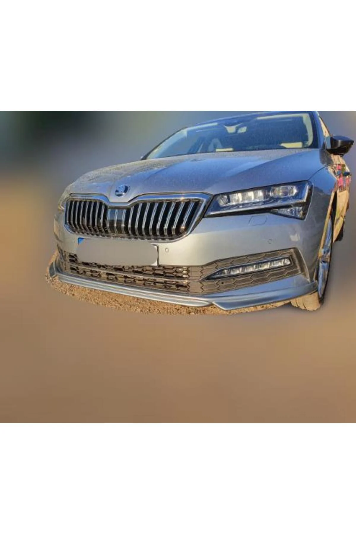 SKODA SÜPER B 2019- ASTARLI MAKYAJLI ÖN KARLIK
