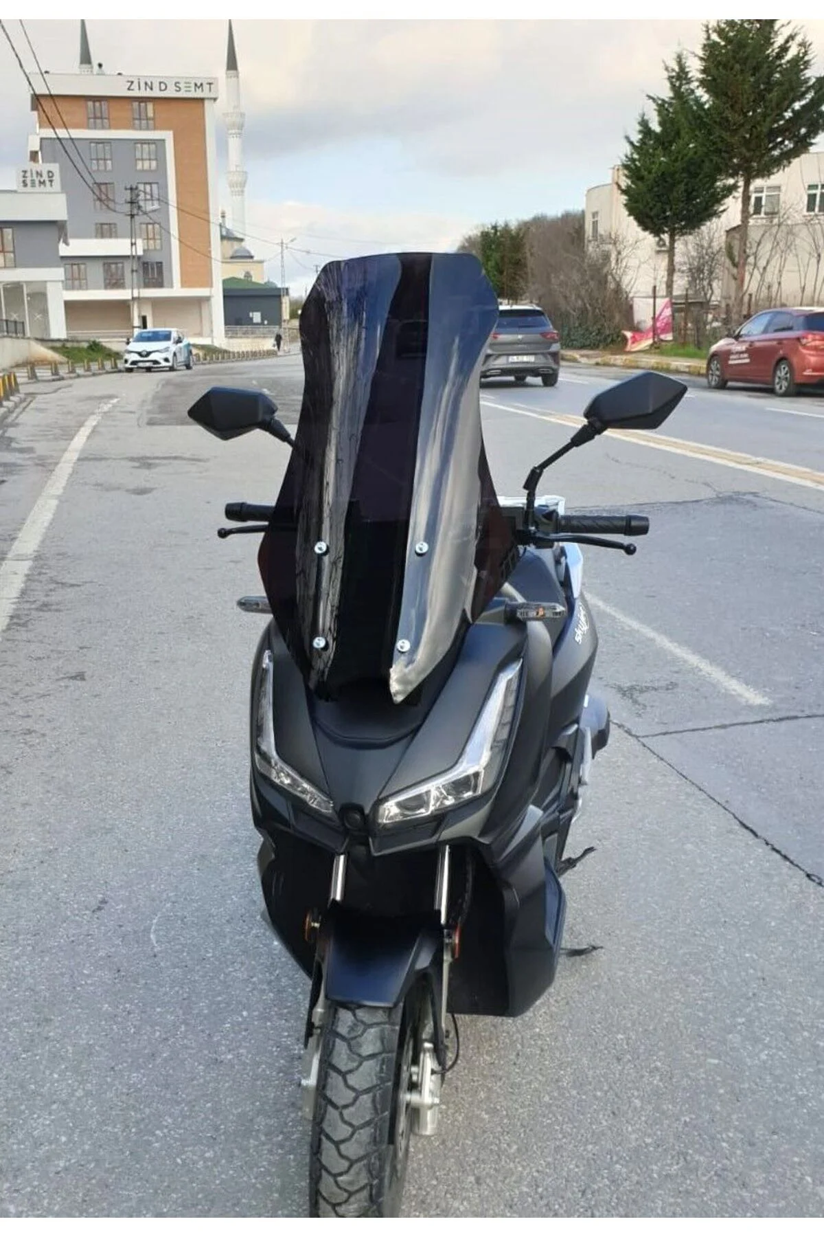 Skyjet Rivero 125 Ön Cam 2024-2026 Model 75cm Siyah Renkli 4mm UZUN