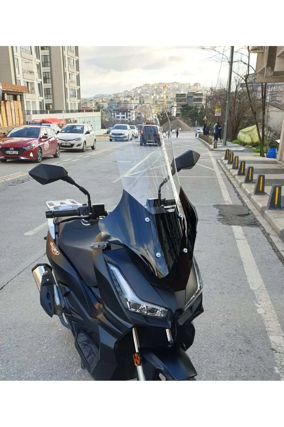 Skyjet Rivero 125 Ön Cam 2024-2026 Model 78cm Şeffaf Renkli 4mm UZUN