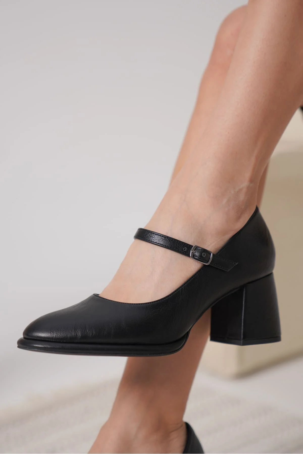 Slay Siyah Cilt Kadın Topuklu Ayakkabı