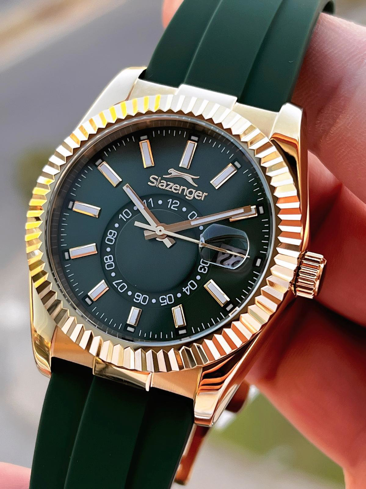 Slazenger Silikon Kordon İç Fonksiyonları Aktif 10 Atm Suya Dayan Slazenger Silikon Kordon İç Fonksiyonları Aktif 10 Atm Suya Dayan