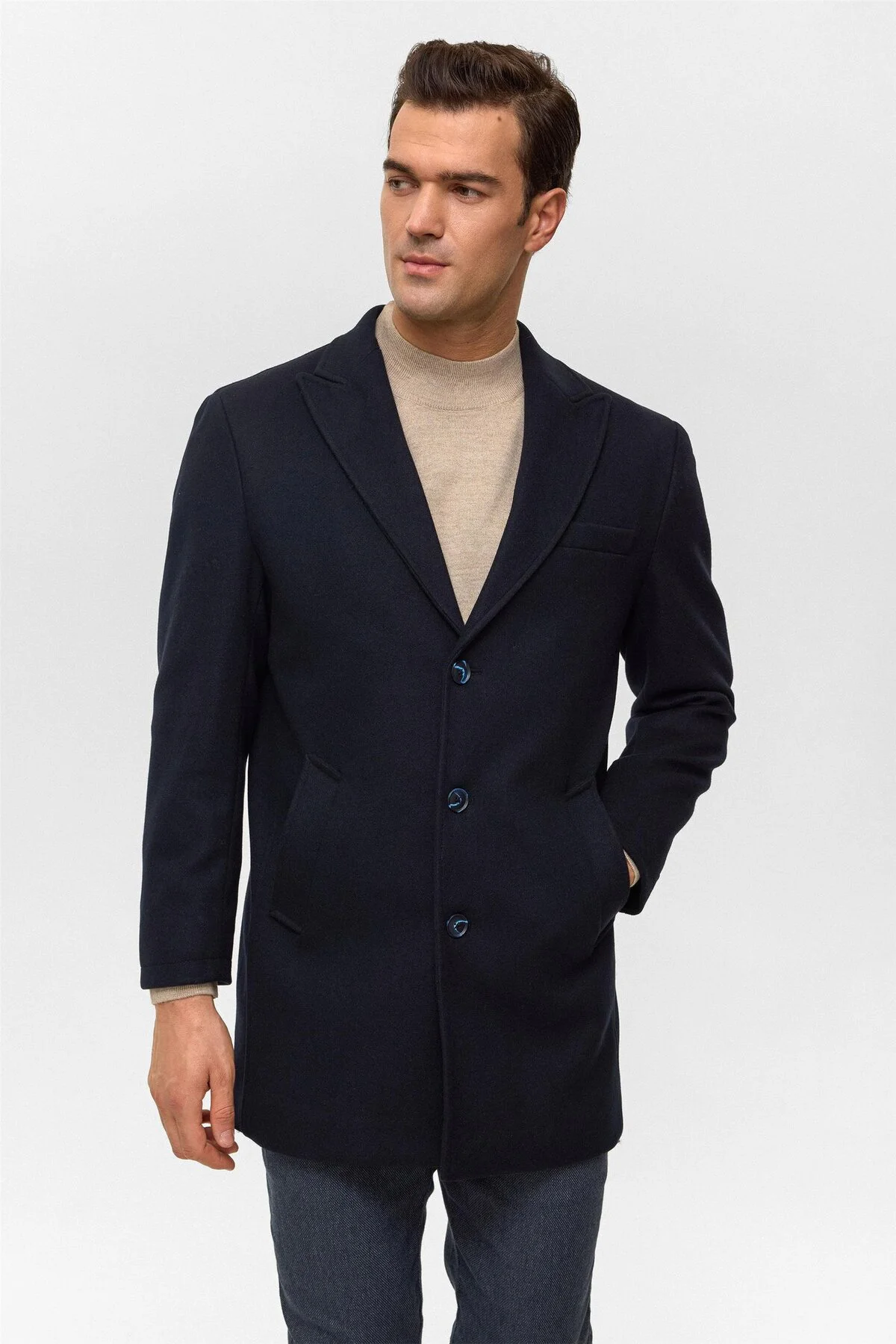Slim Fit Sivri Yaka Erkek Koyun Yünlü Kaban - Görsel 2