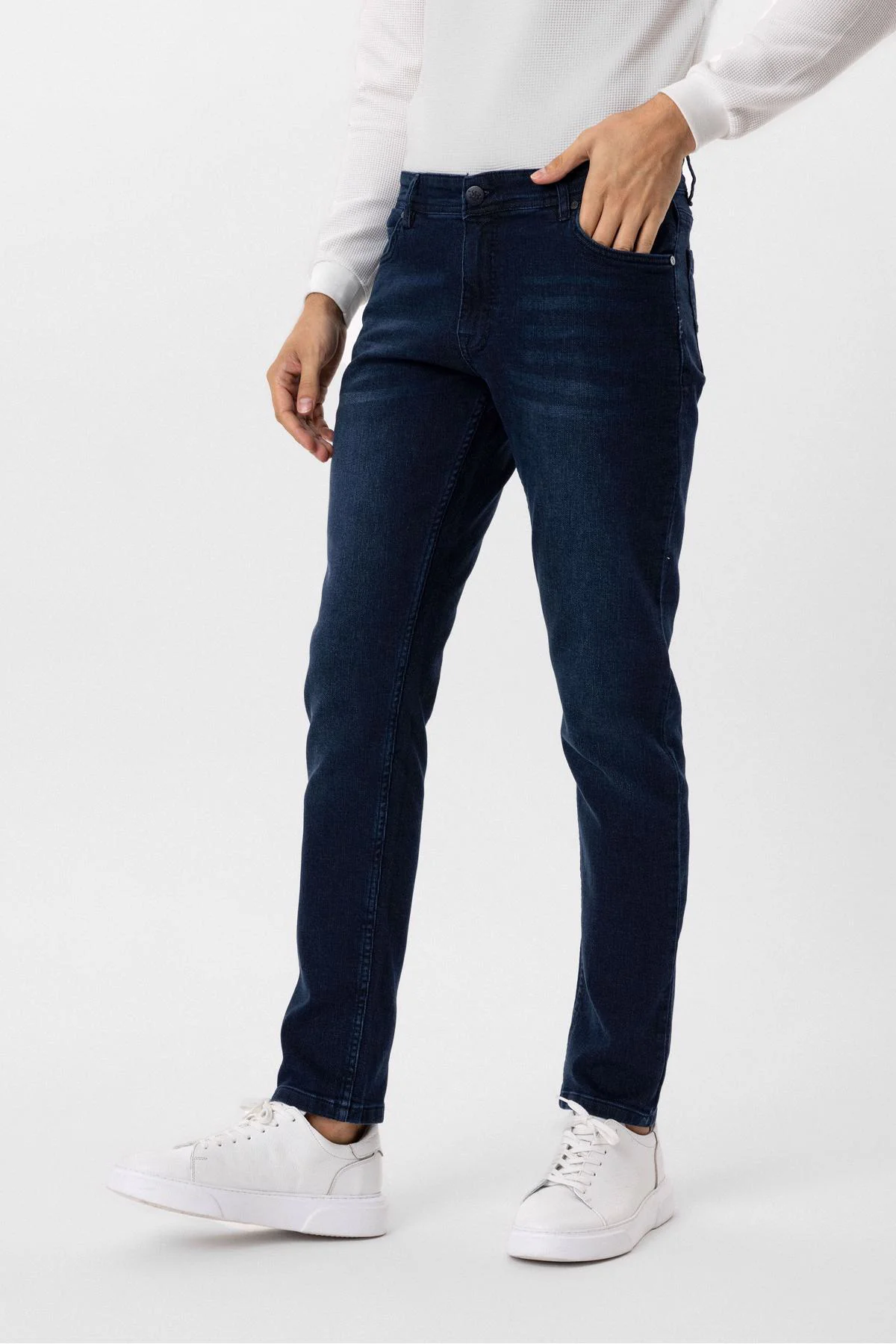 Slim Kalıp Denim Pantolon