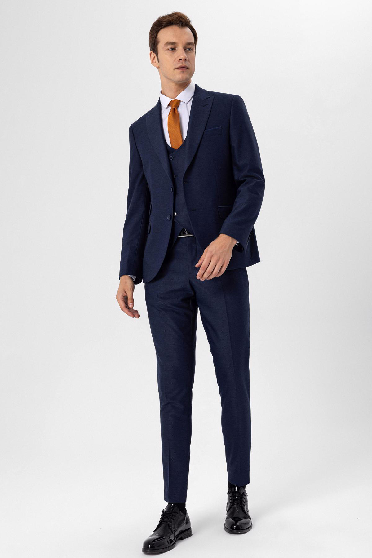 Süvari Slimfit Armürlü Yelekli Takım Elbise