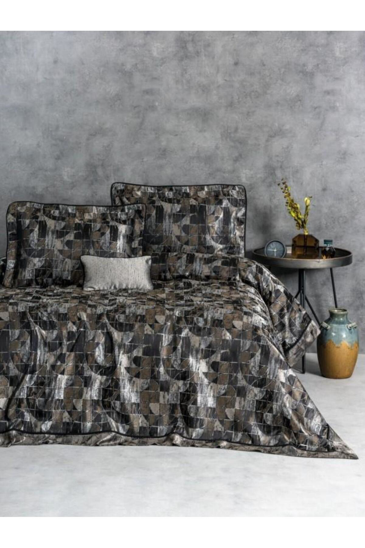 Butik Smart Çift Kişilik Yatak Örtüsü Milan Kahve